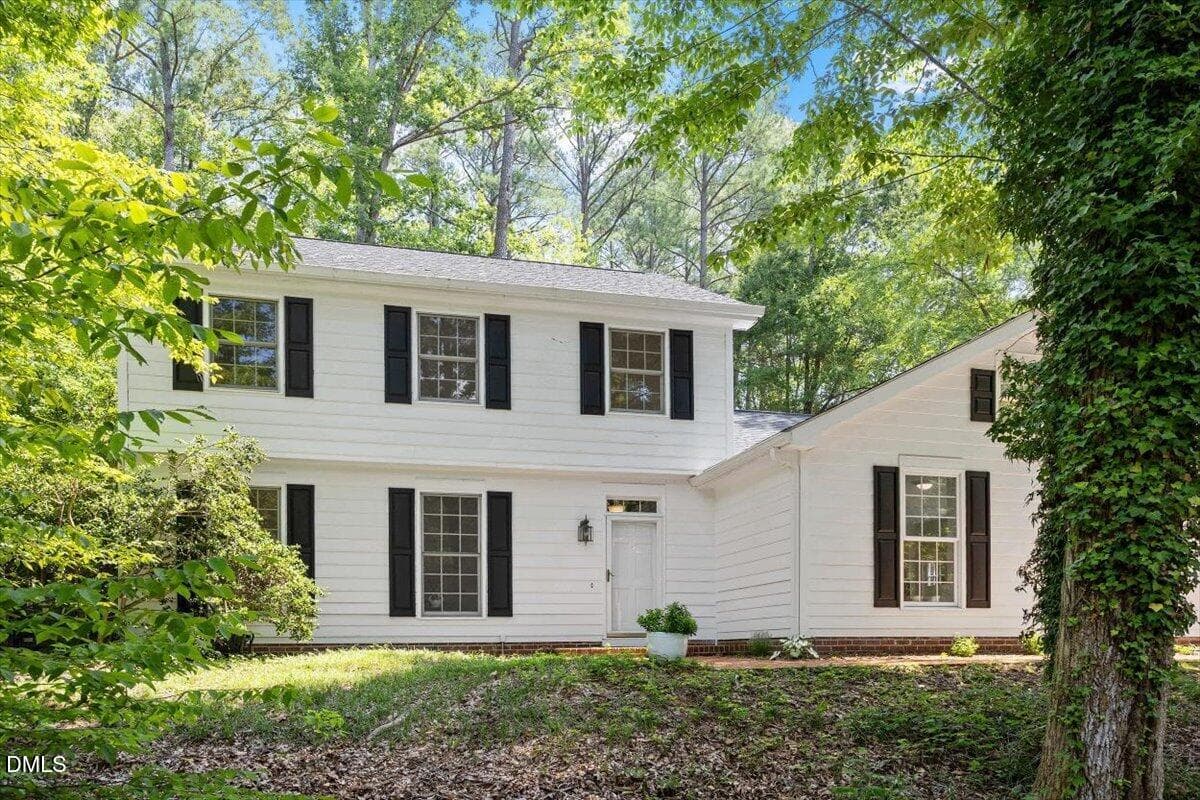 02-6810 Falconbridge Rd [3256204]_073020 - 6810 Falconbridge Road, Chapel Hill, NC 27517, Chapel Hill