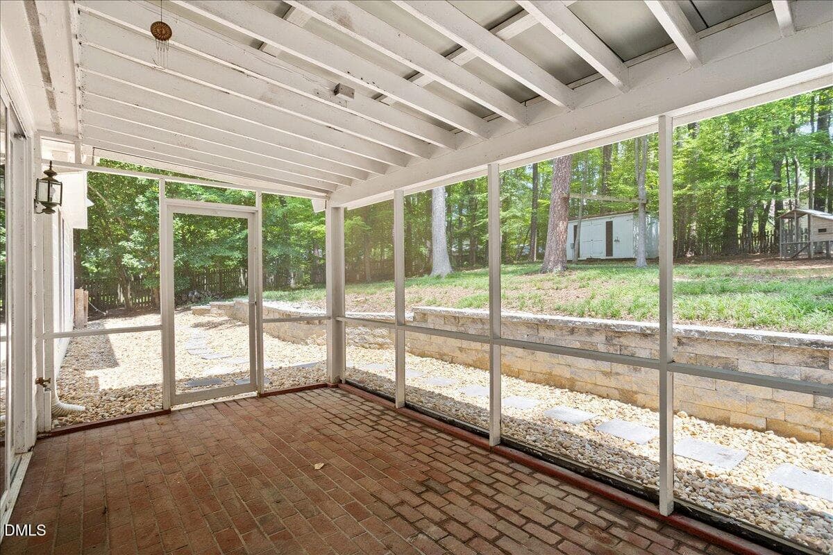 31-6810 Falconbridge Rd [3256204]_073020 - 6810 Falconbridge Road, Chapel Hill, NC 27517, Chapel Hill