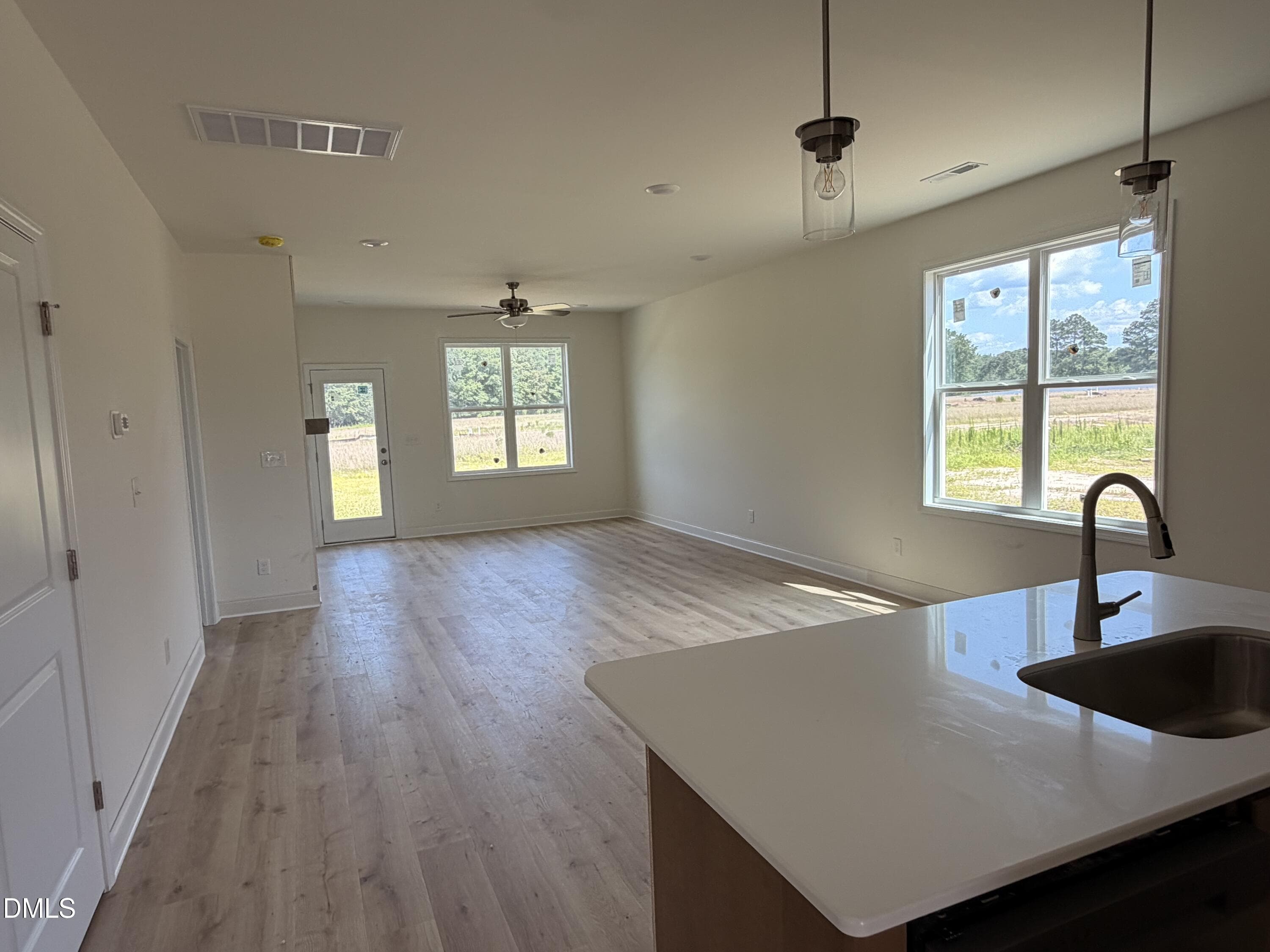 Move In Ready! - 60 W Coulter Court, Selma, NC 27576
