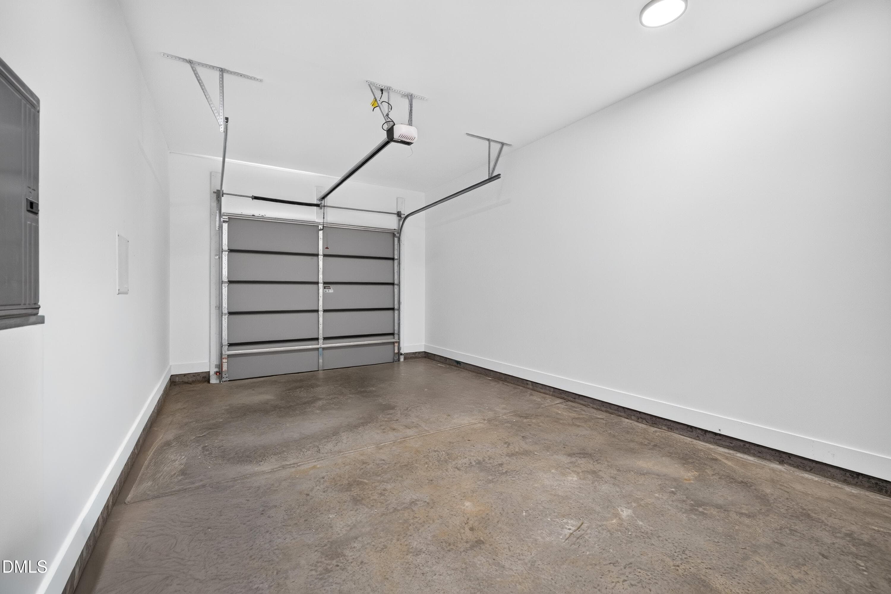 Garage - 541 Bragg Street, Raleigh, NC 27610, Raleigh