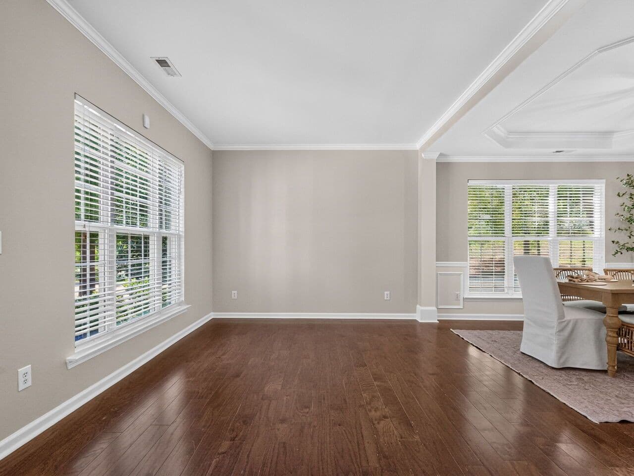 006-1280x960-living-room.jpg - 7803 Clover Creek Court, Raleigh, NC 27613, Raleigh
