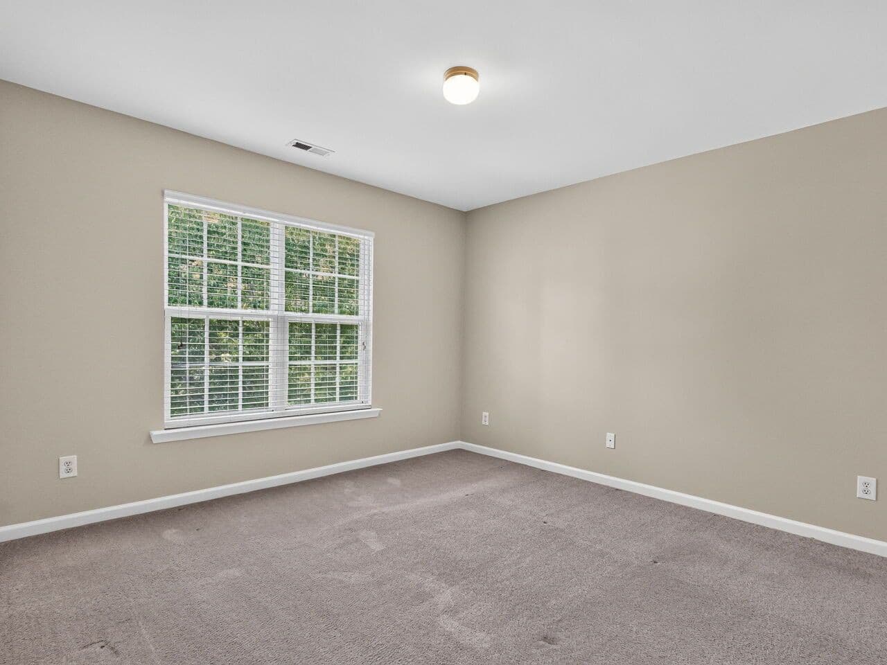 028-1280x960-bedroom.jpg - 7803 Clover Creek Court, Raleigh, NC 27613, Raleigh