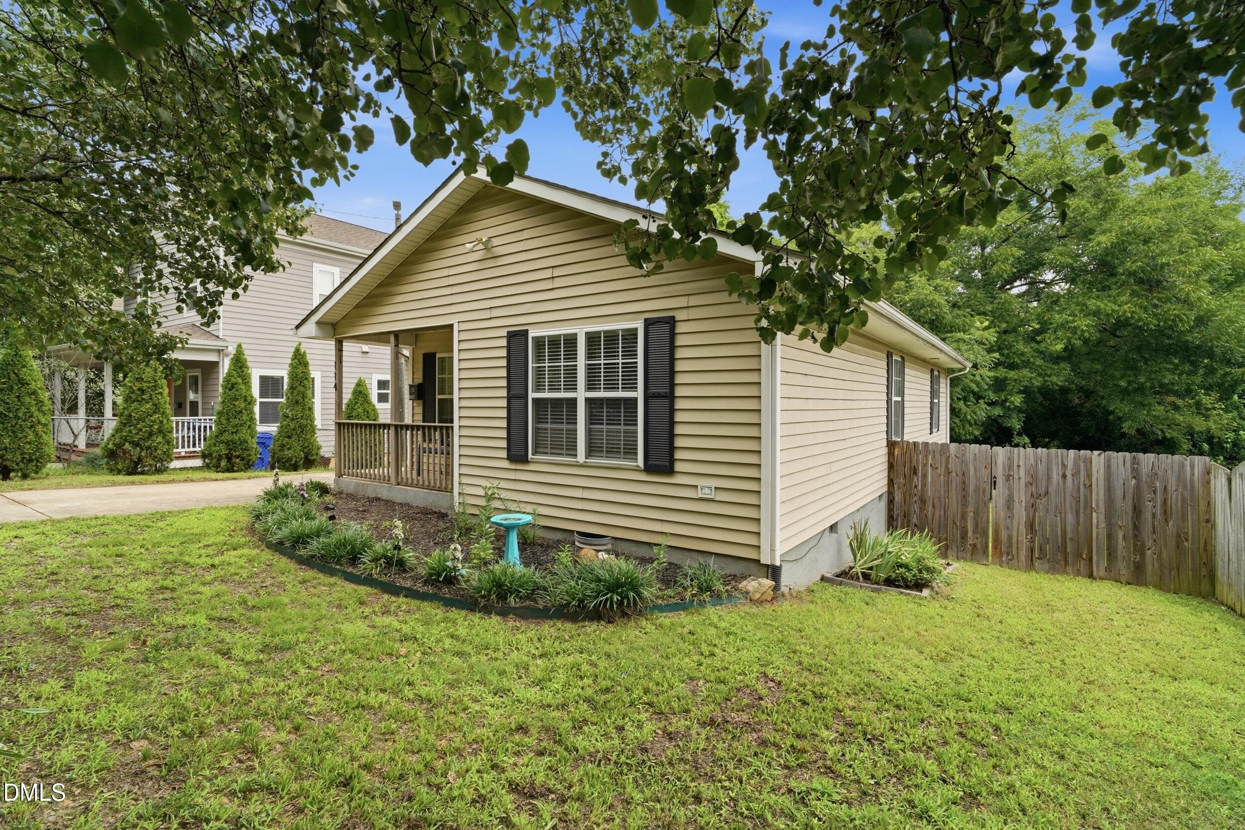 dsc05950 - 114 N Blacknall Street, Durham, NC 27703, Durham