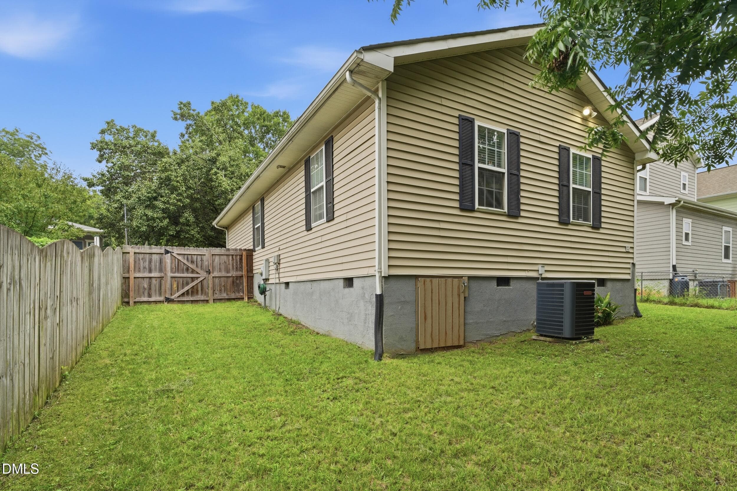 dsc05968 - 114 N Blacknall Street, Durham, NC 27703, Durham