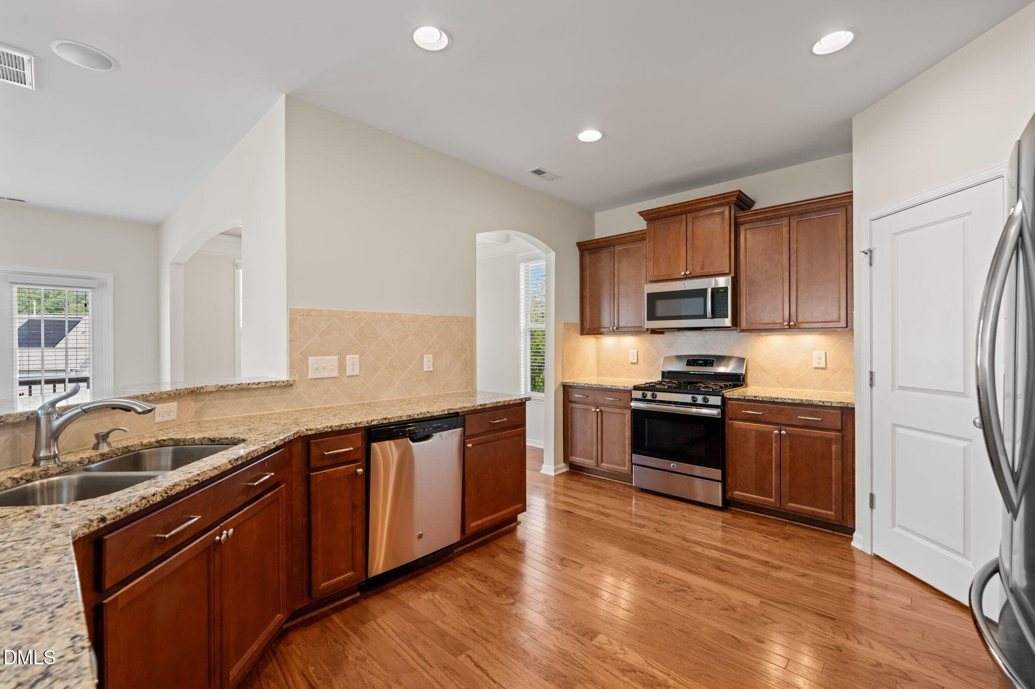 Kitchen w/ granite and S/S appliances - 107 White Burley Court, Durham, NC 27703, Durham