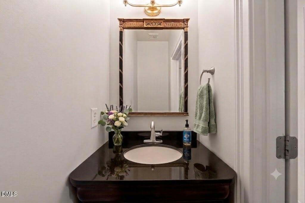 small bathroom - 11571 Auldbury Way, Raleigh, NC 27617, Raleigh