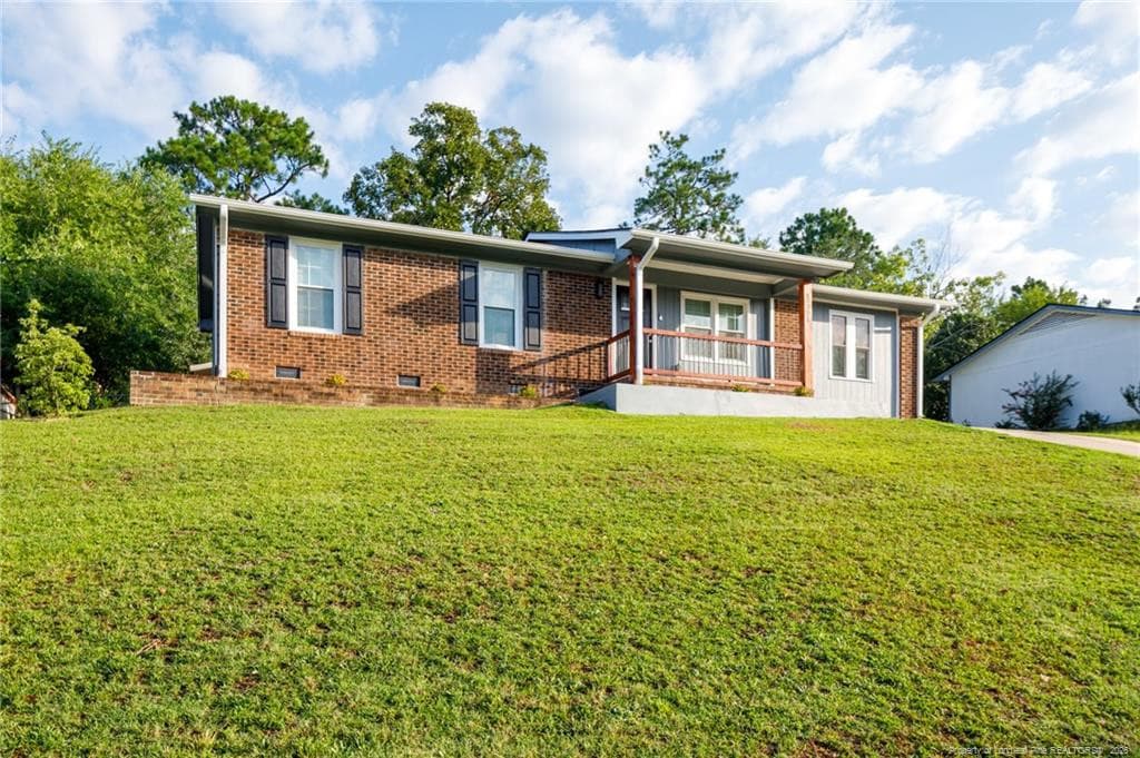 Photo 2 - 3321 Red Fox Road, Spring Lake, NC 28390