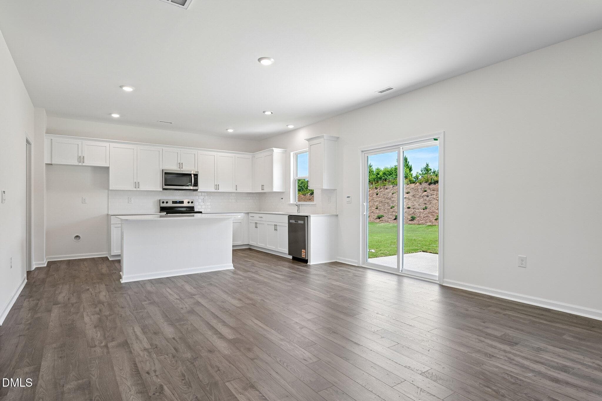 12-web-or-mls-Reagan Crst Dr 123-S0606-0 - 163 Reagan Crest Drive, Clayton, NC 27520
