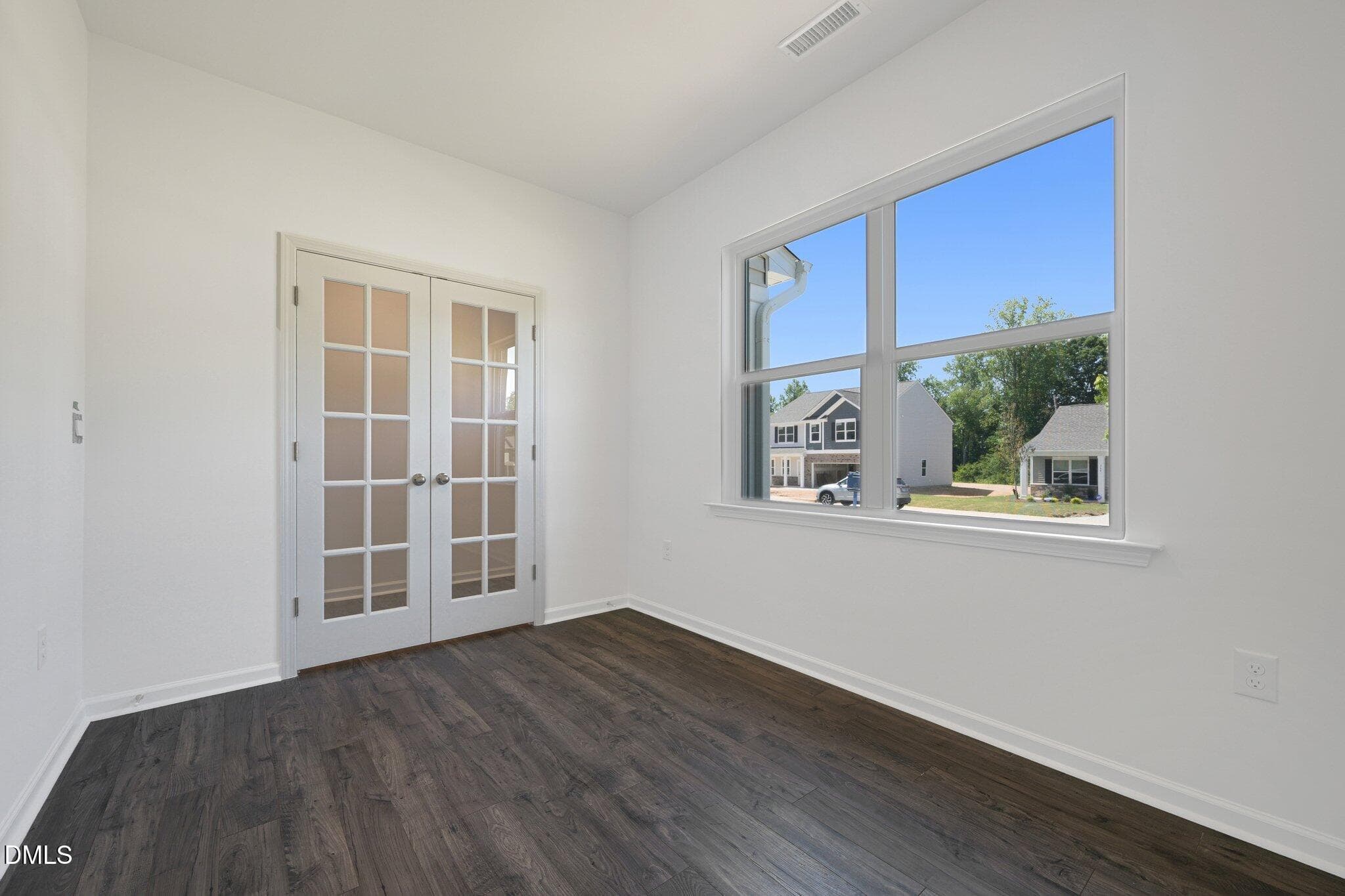 21-web-or-mls-Reagan Crst Dr 123-S0606-0 - 163 Reagan Crest Drive, Clayton, NC 27520