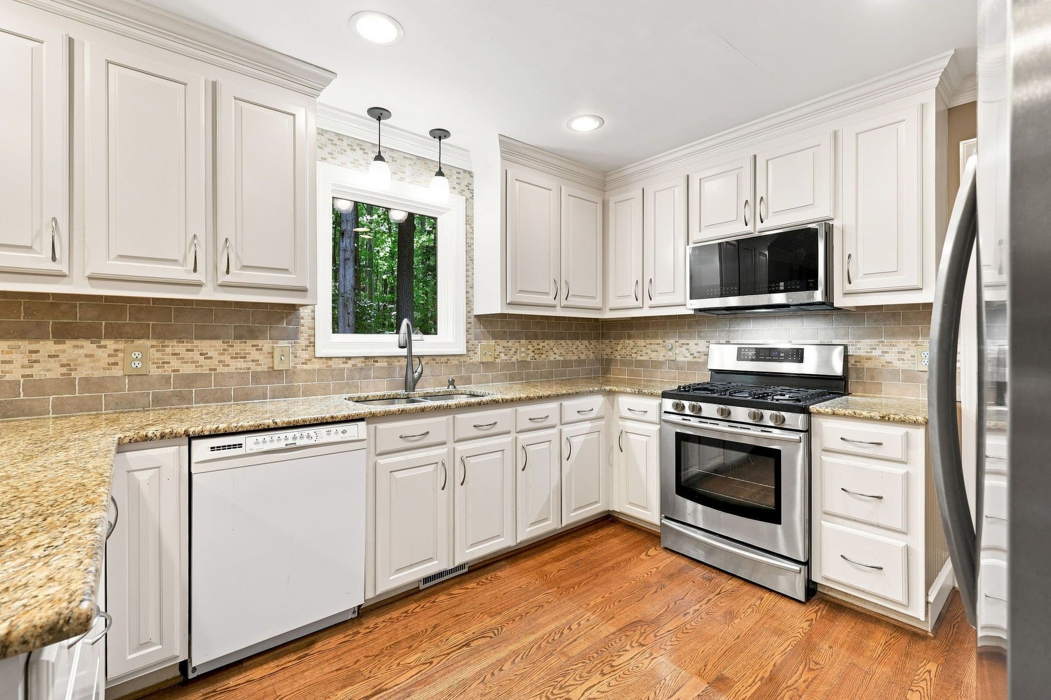 23-web-or-mls-IMG_7754.jpg - 11433 Horsemans Trail, Raleigh, NC 27613, Raleigh