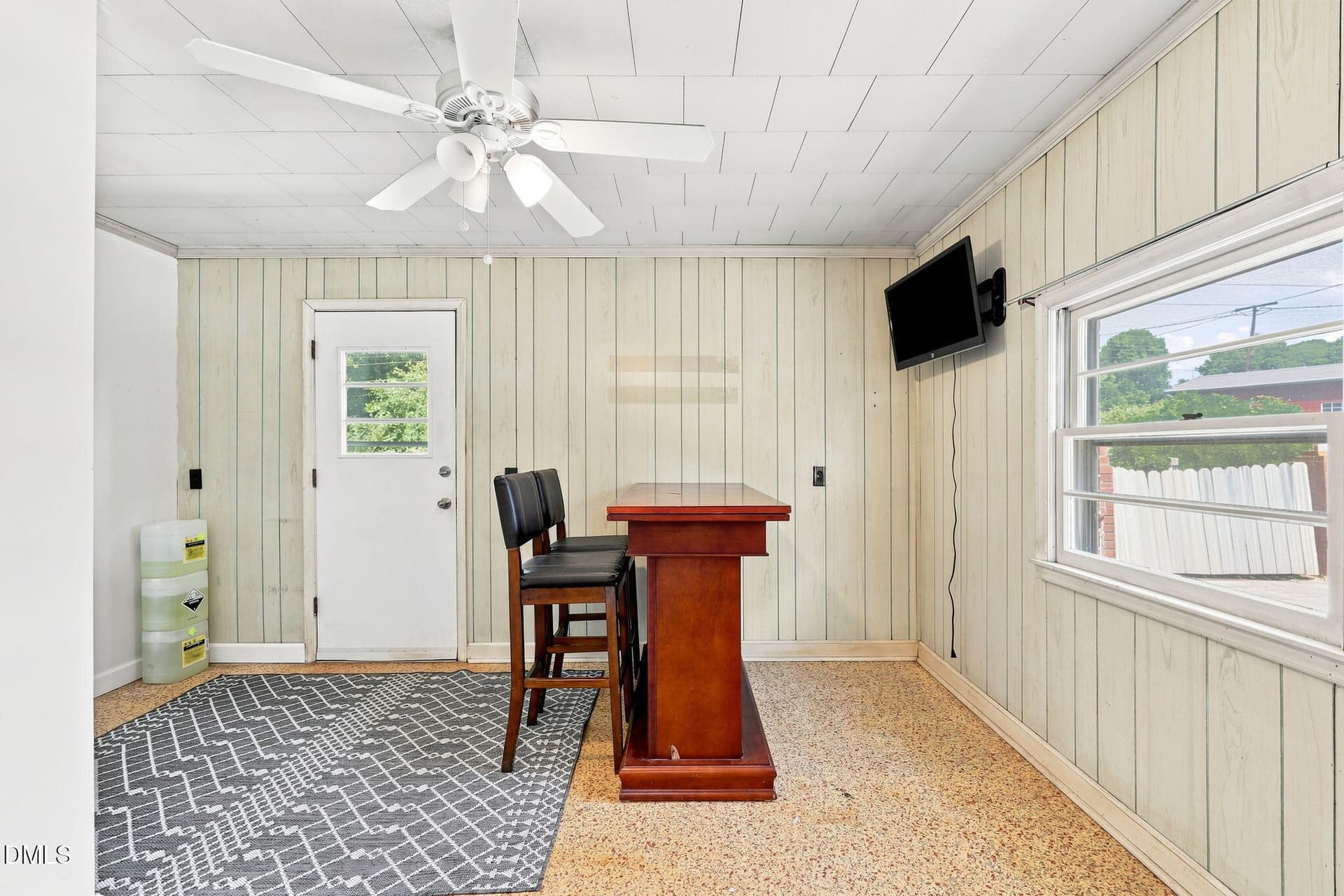 Bar - 306 Oakgrove Drive, Graham, NC 27253