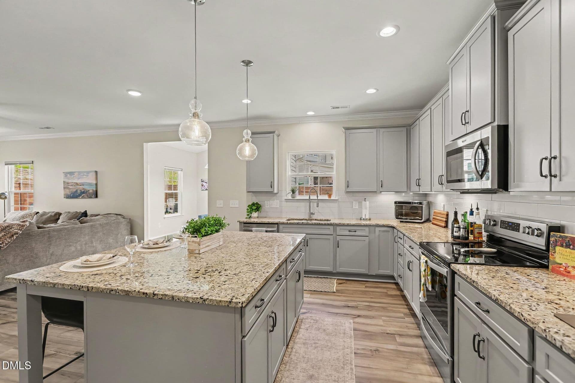 012_file_2572 - 1725 Langlais Drive, Graham, NC 27253