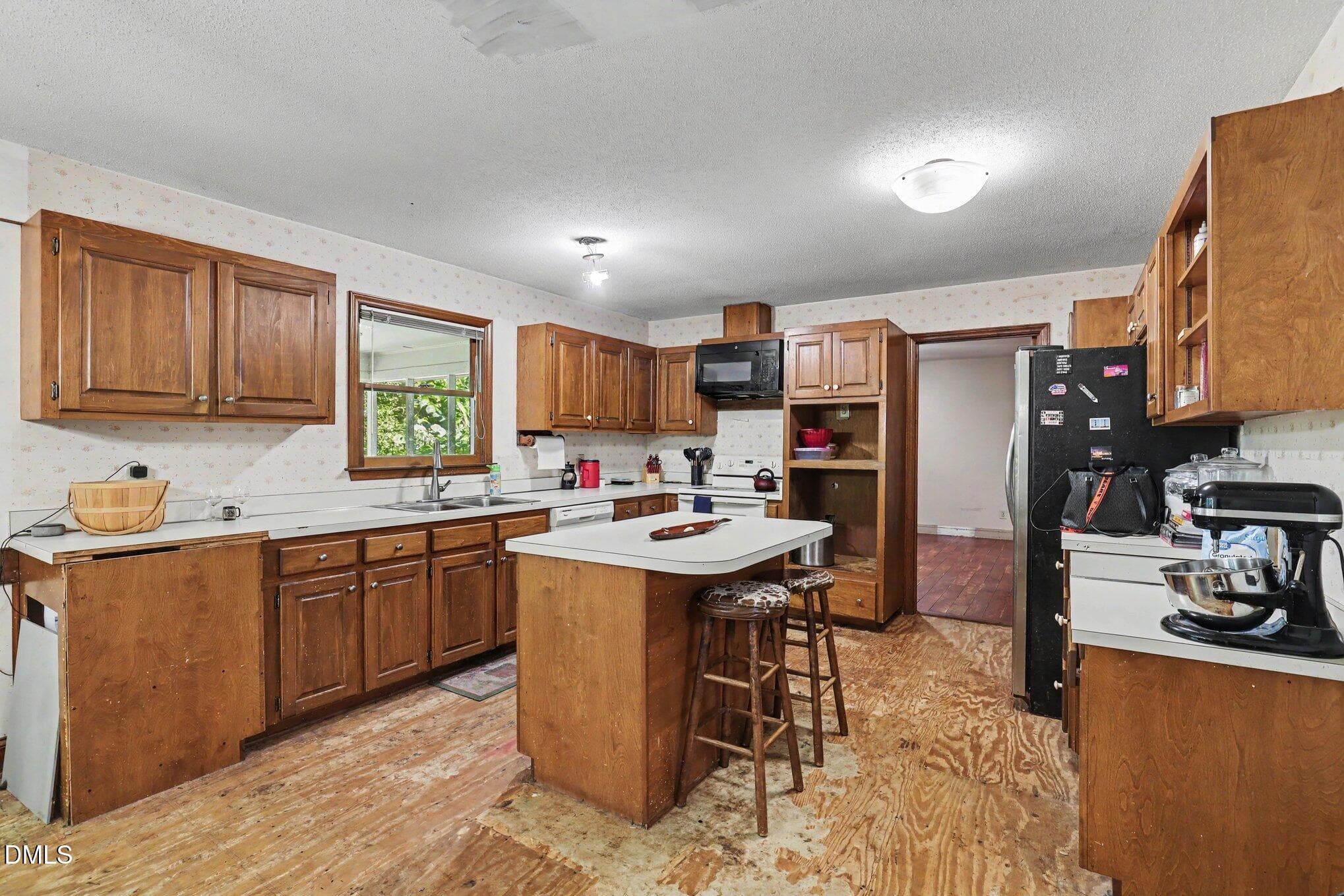 016_file_6215 - 6428 Penny Road, Raleigh, NC 27606, Raleigh