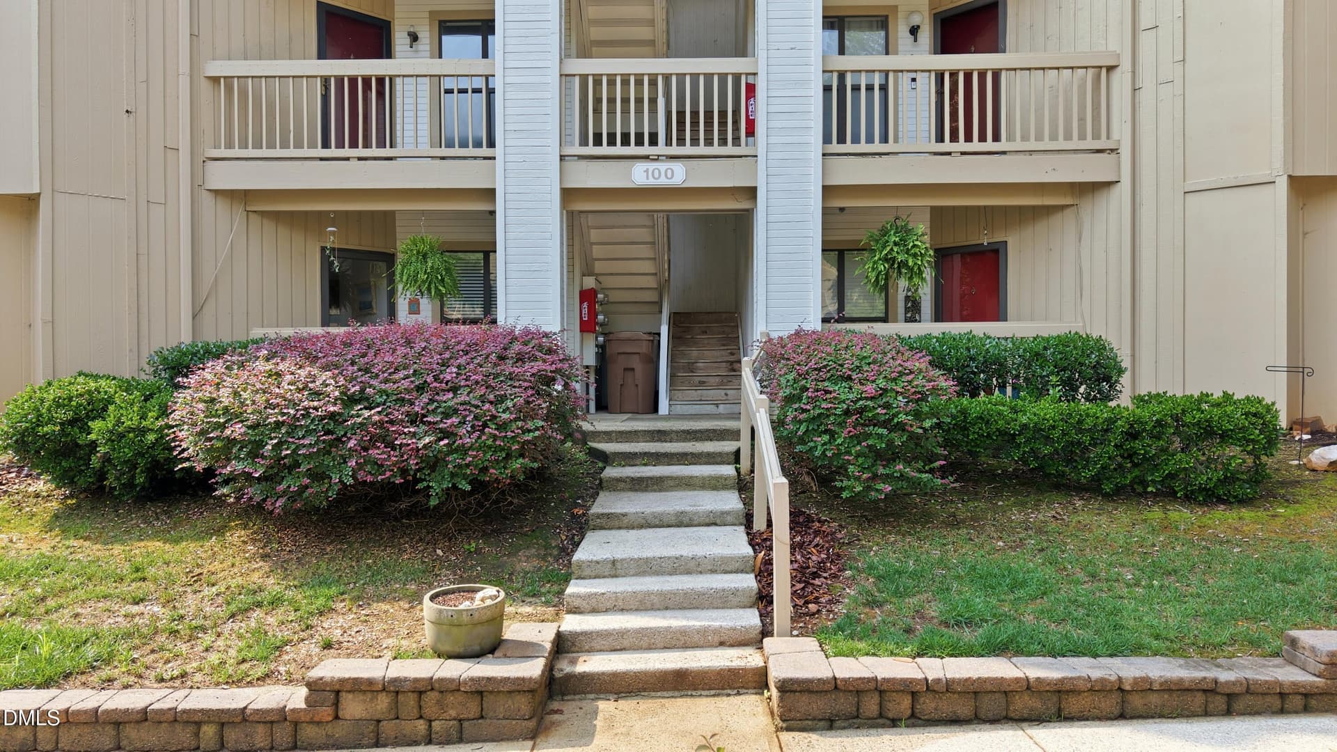 Ext building 1 - 132 New Kent Place, Cary, NC 27511