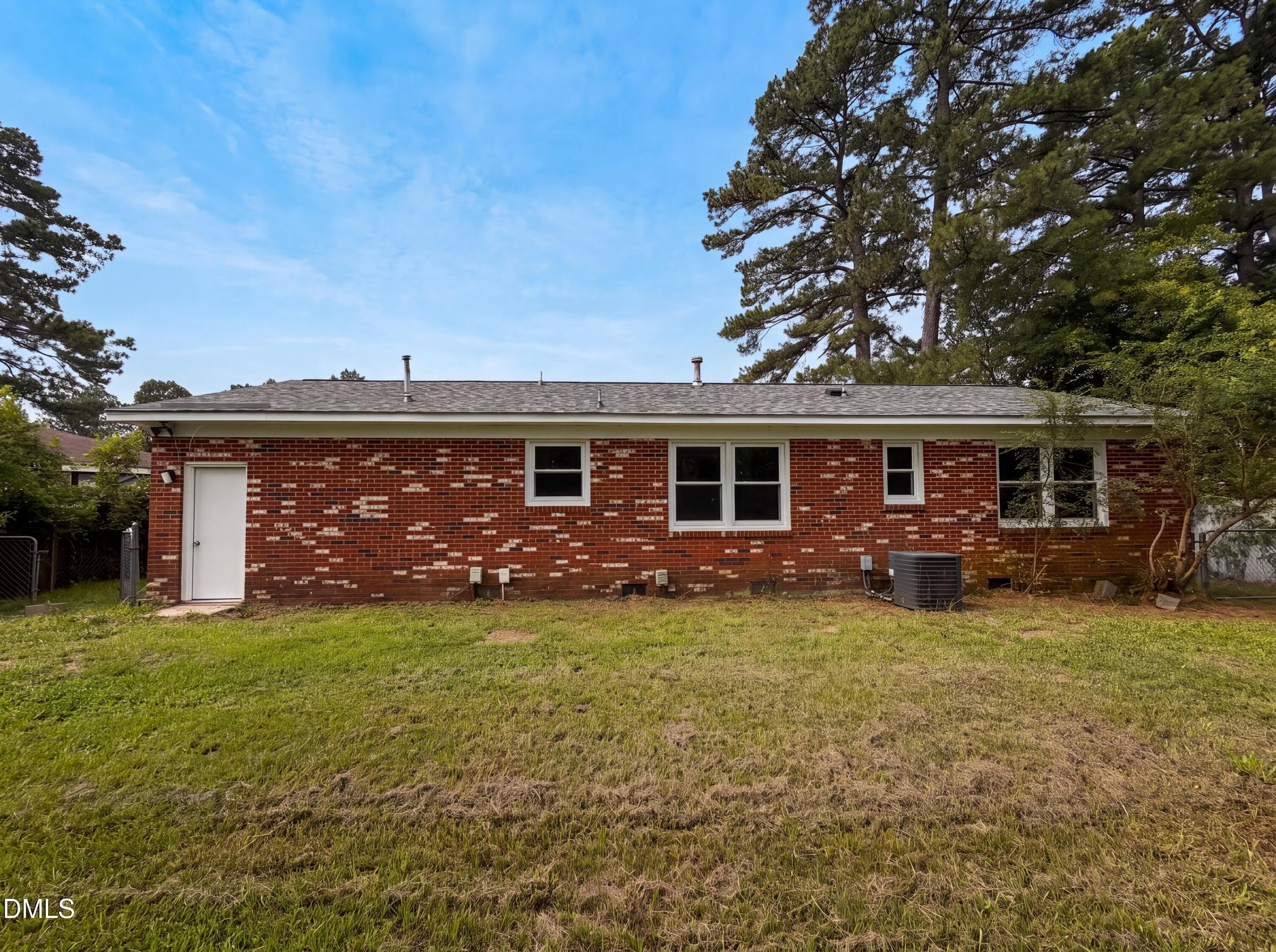 photo_15 - 720 Carnegie Drive, Fayetteville, NC 28311, Fayetteville