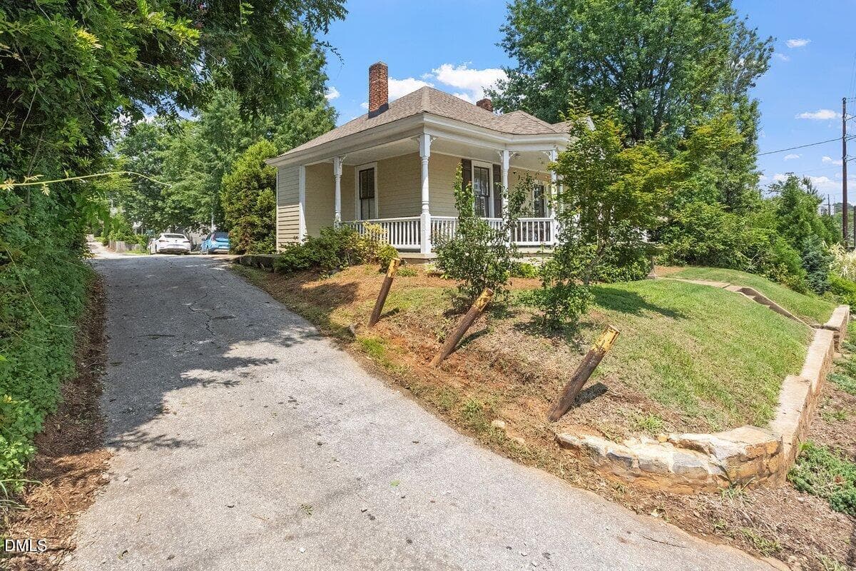 516 W Peace St 3267977_07302026_05 - 516 W Peace Street, Raleigh, NC 27603, Raleigh