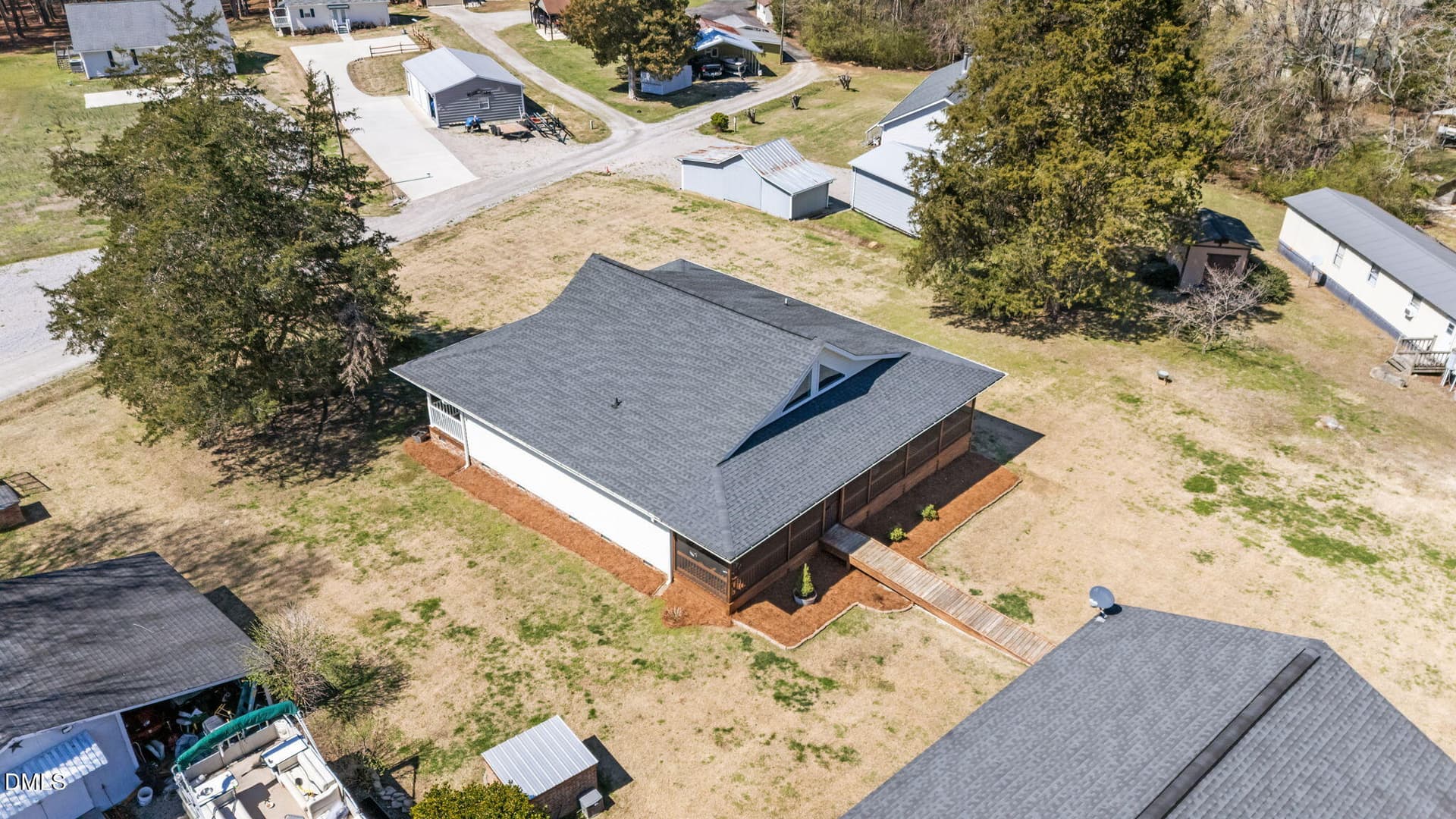 22-web-or-mls-22-DJI_20260318133628_0142 - 35 Hummingbird Lane, Henderson, NC 27537