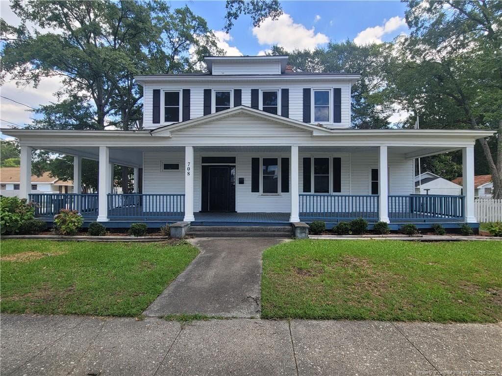 Photo 1 - 708 N Cedar Street, Lumberton, NC 28358