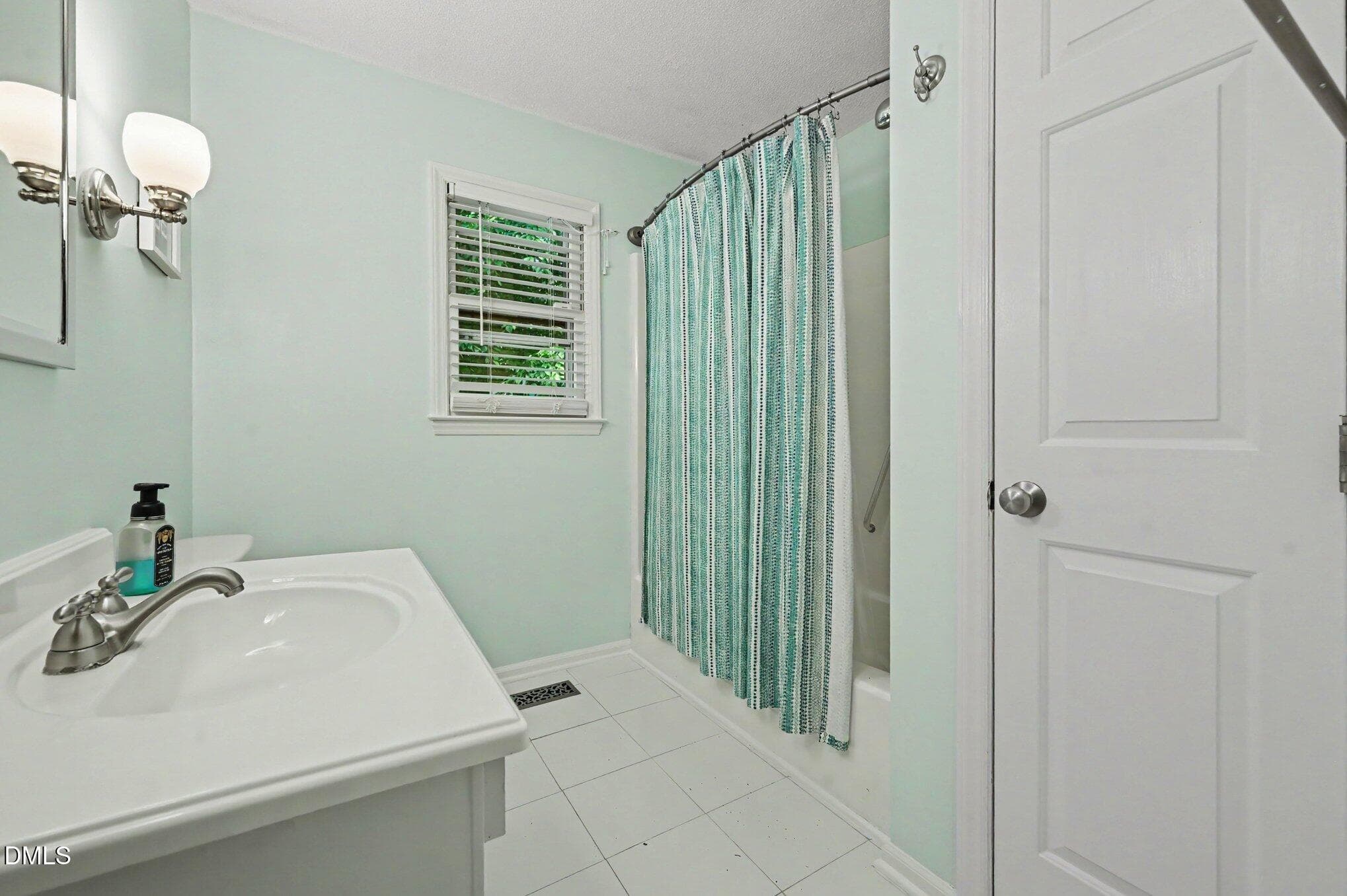 019_file_4185 - 3116 Stanford Drive, Durham, NC 27707, Durham