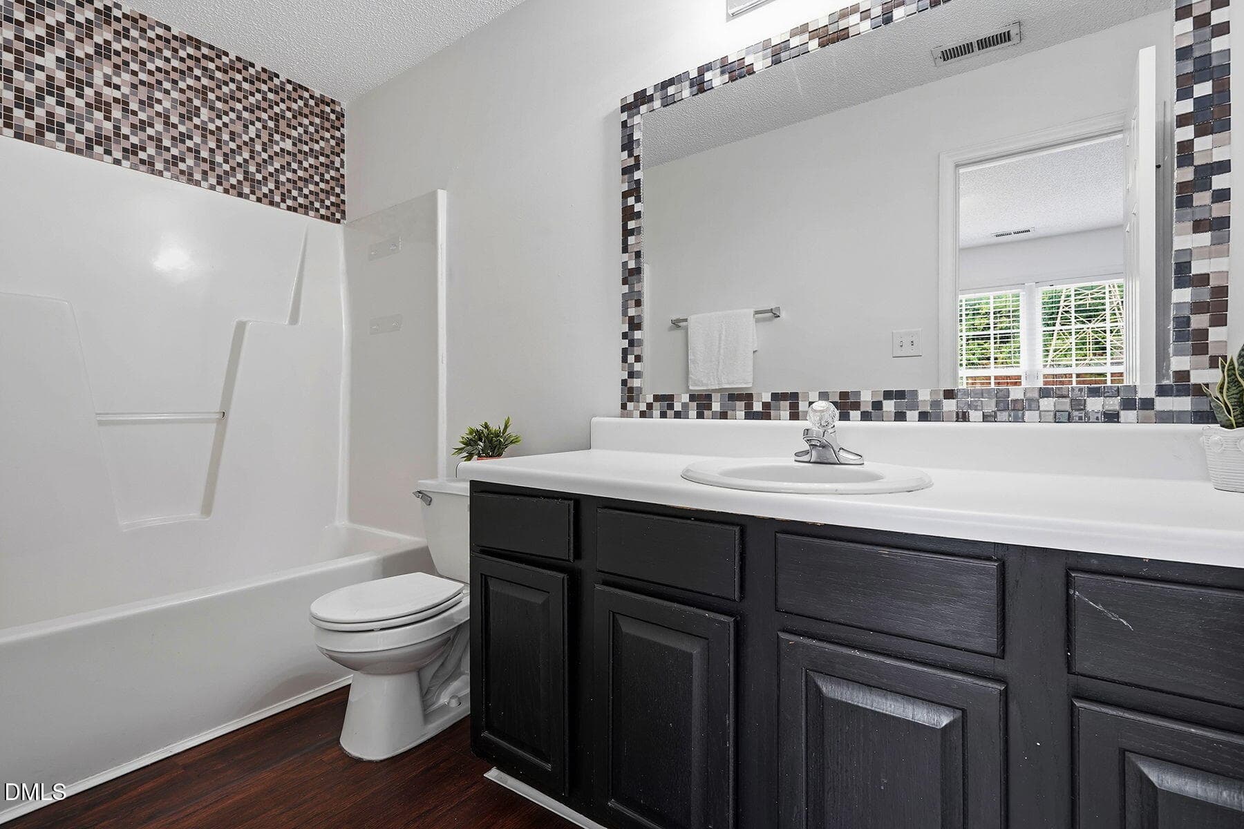 21-web-or-mls-2130 Walnut Bluffs Ln-9 - 2130 Walnut Bluffs Lane, Raleigh, NC 27610, Raleigh