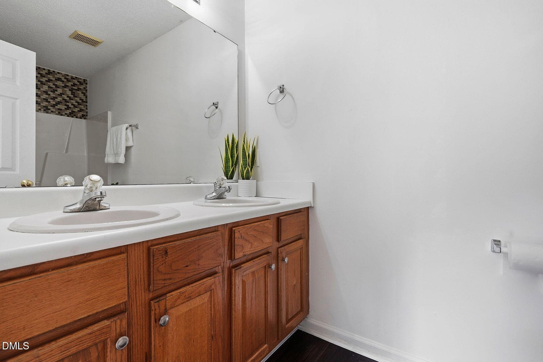 24-web-or-mls-2130 Walnut Bluffs Ln-29 - 2130 Walnut Bluffs Lane, Raleigh, NC 27610, Raleigh