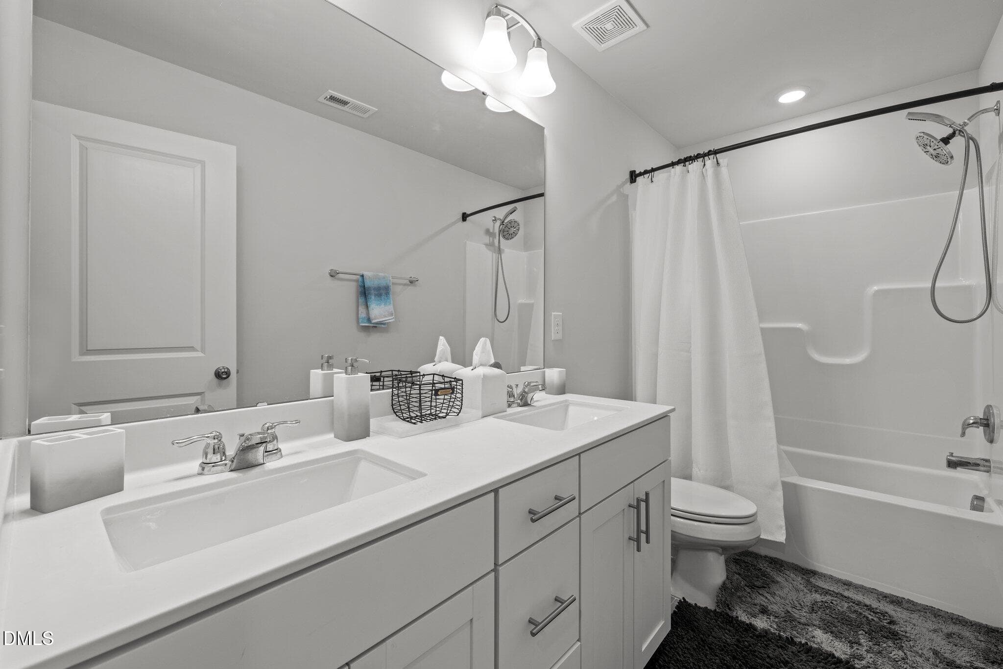 19-web-or-mls-5Z8A0967 - 2029 Sandwood Loch Drive, Durham, NC 27703, Durham