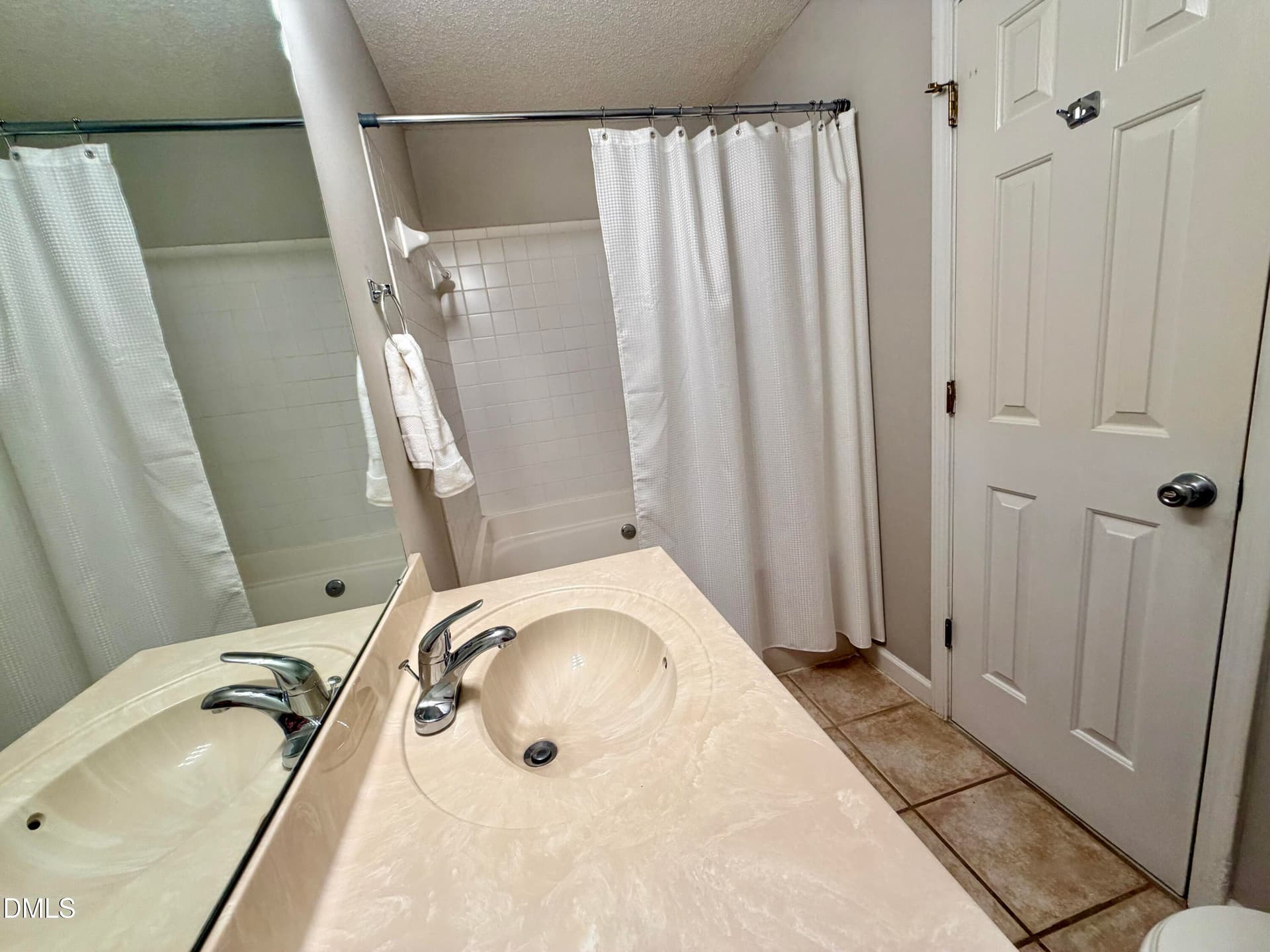 Primary Bath 2 - 132 New Kent Place, Cary, NC 27511