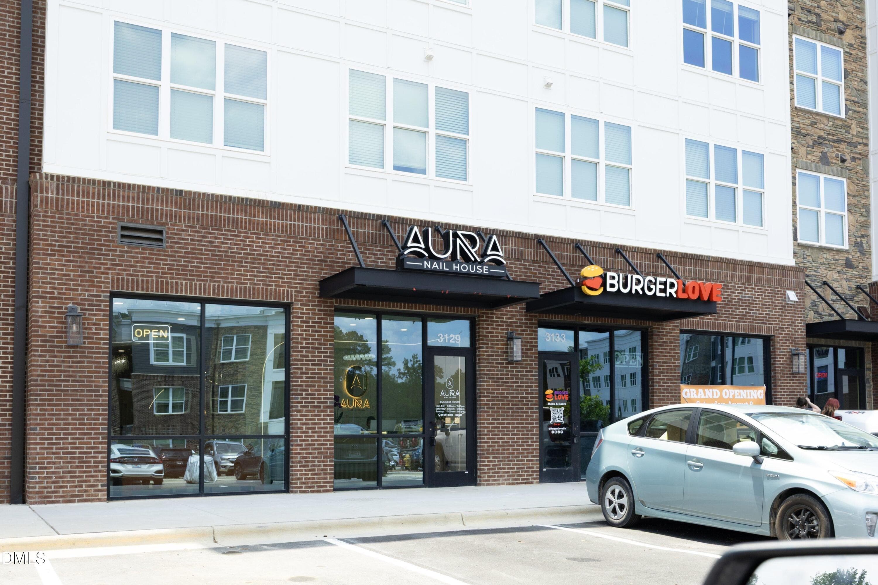 Nearby Retail- Peterson Station - 4753 Sunset Lake Road, Apex, NC 27539, Apex
