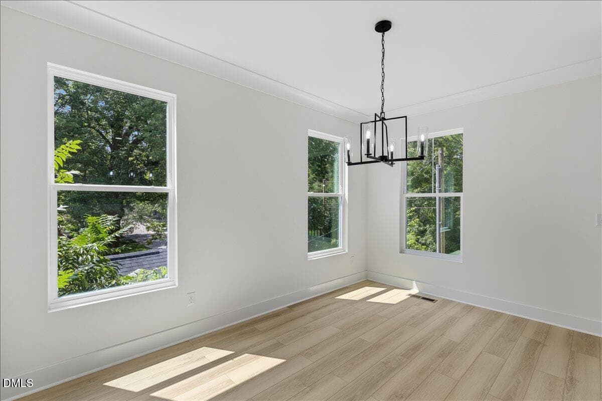Dining Area - 720 Oakwood Avenue 102, Raleigh, NC 27601, Raleigh