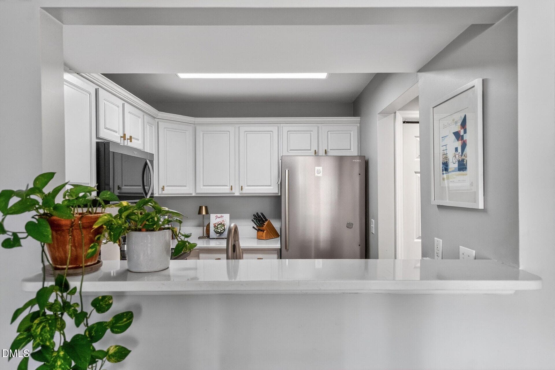015-1920x1080-kitchen - 1111 Parkridge Lane 103, Raleigh, NC 27605, Raleigh