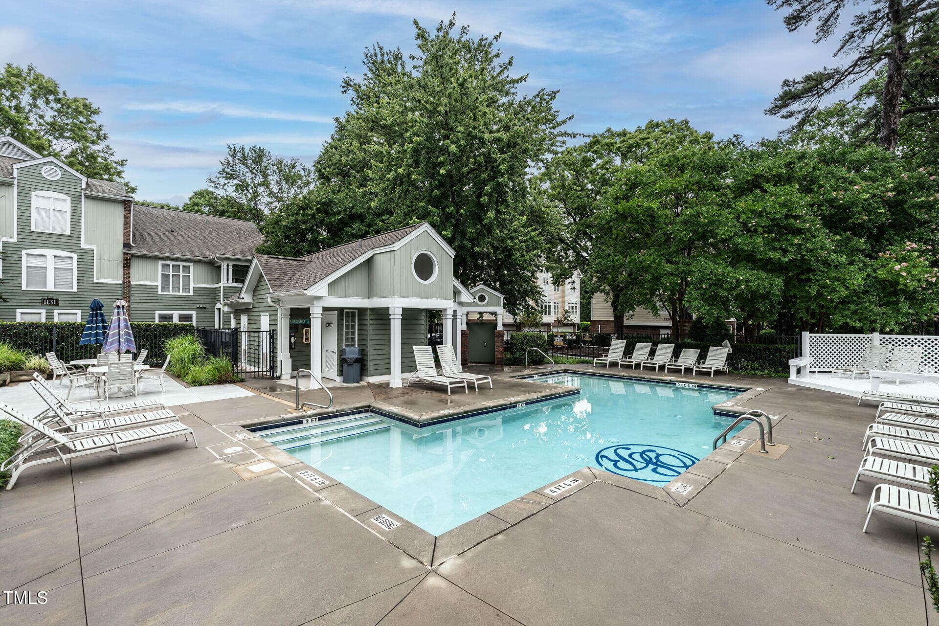 021-1920x1080-community-pool - 1111 Parkridge Lane 103, Raleigh, NC 27605, Raleigh