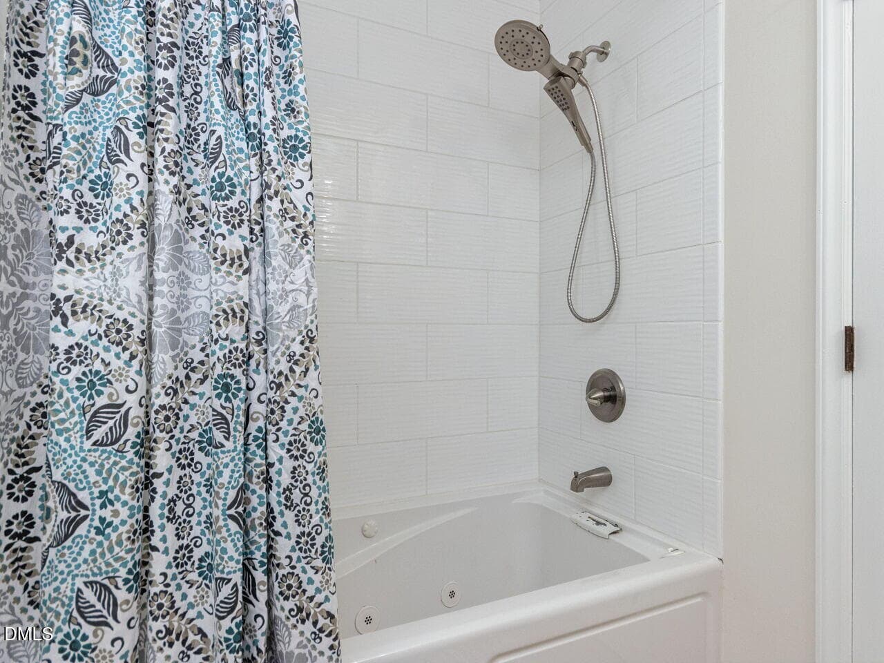 Full Bathroom - 908 Buckingham Road, Garner, NC 27529