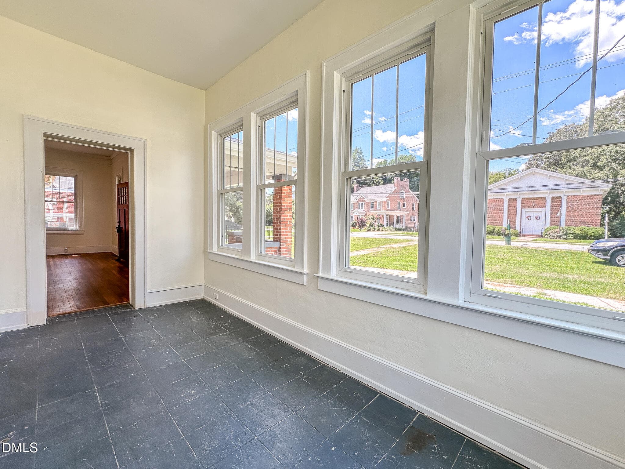 Sunroom - 328 N Main Street, Warrenton, NC 27589