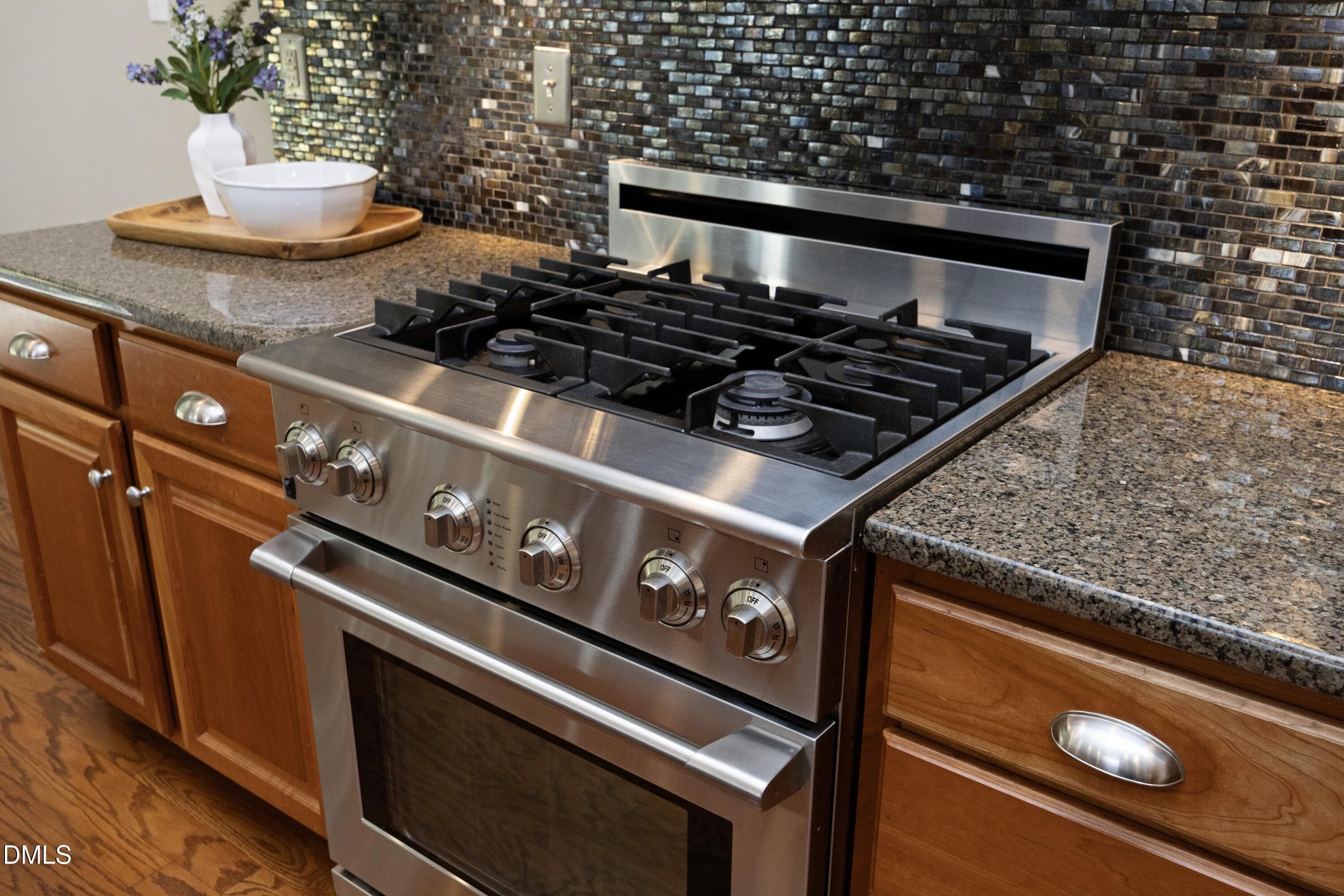 15GasRange - 13304 Ashford Park Drive, Raleigh, NC 27613, Raleigh