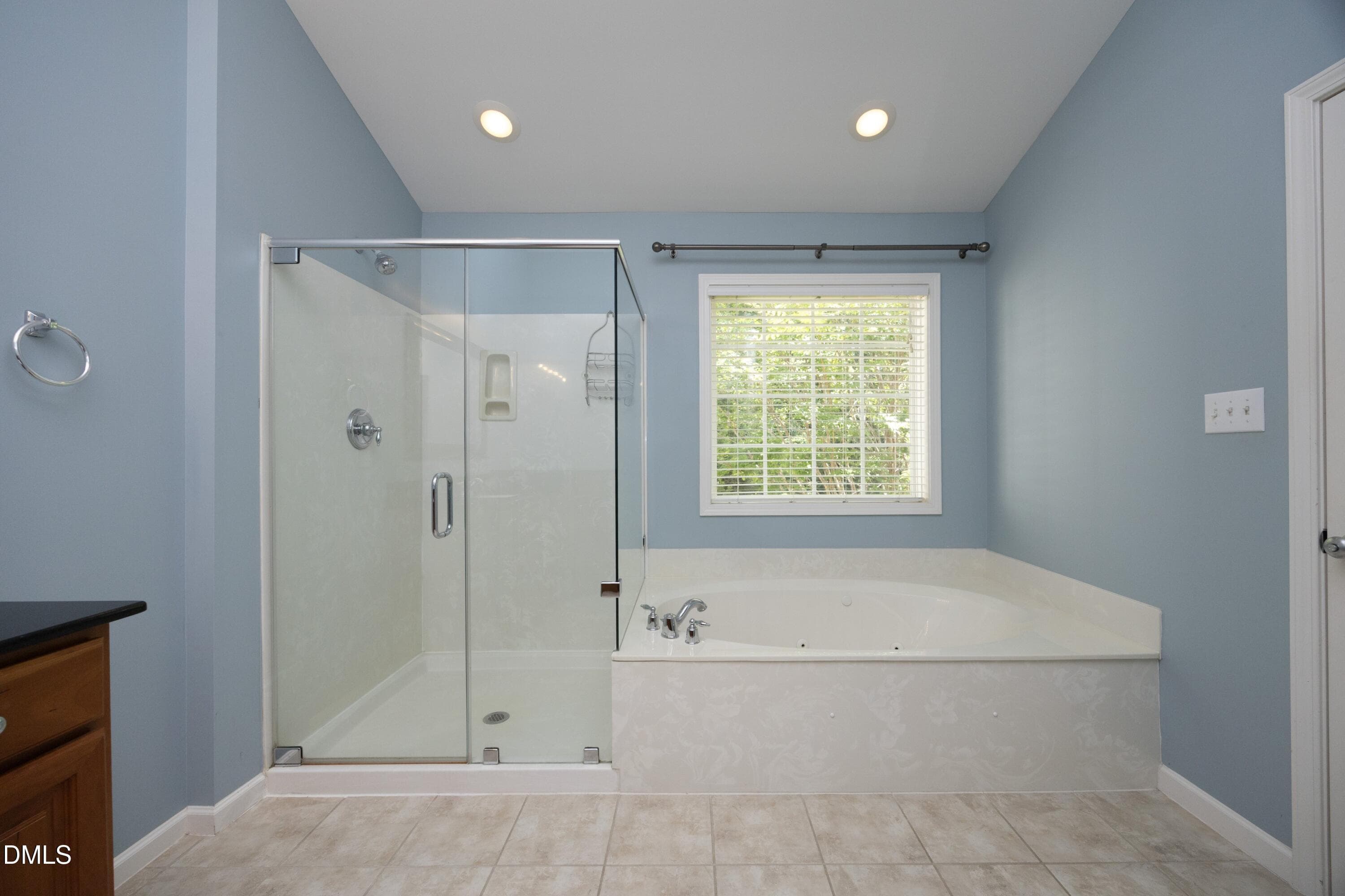 27ShowerBath - 13304 Ashford Park Drive, Raleigh, NC 27613, Raleigh