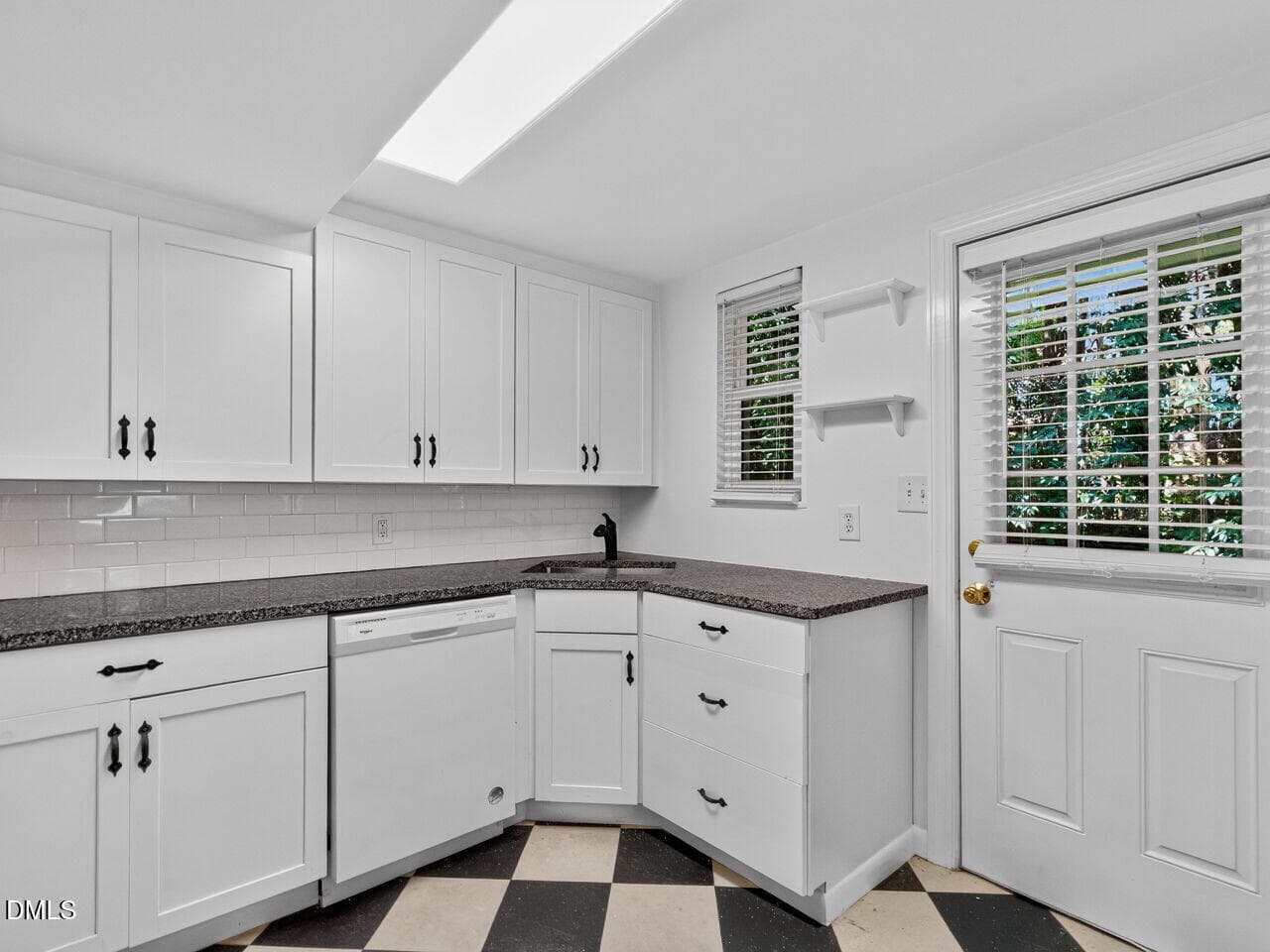 010-1280x960-kitchen - 1019 St Marys Street, Raleigh, NC 27605, Raleigh