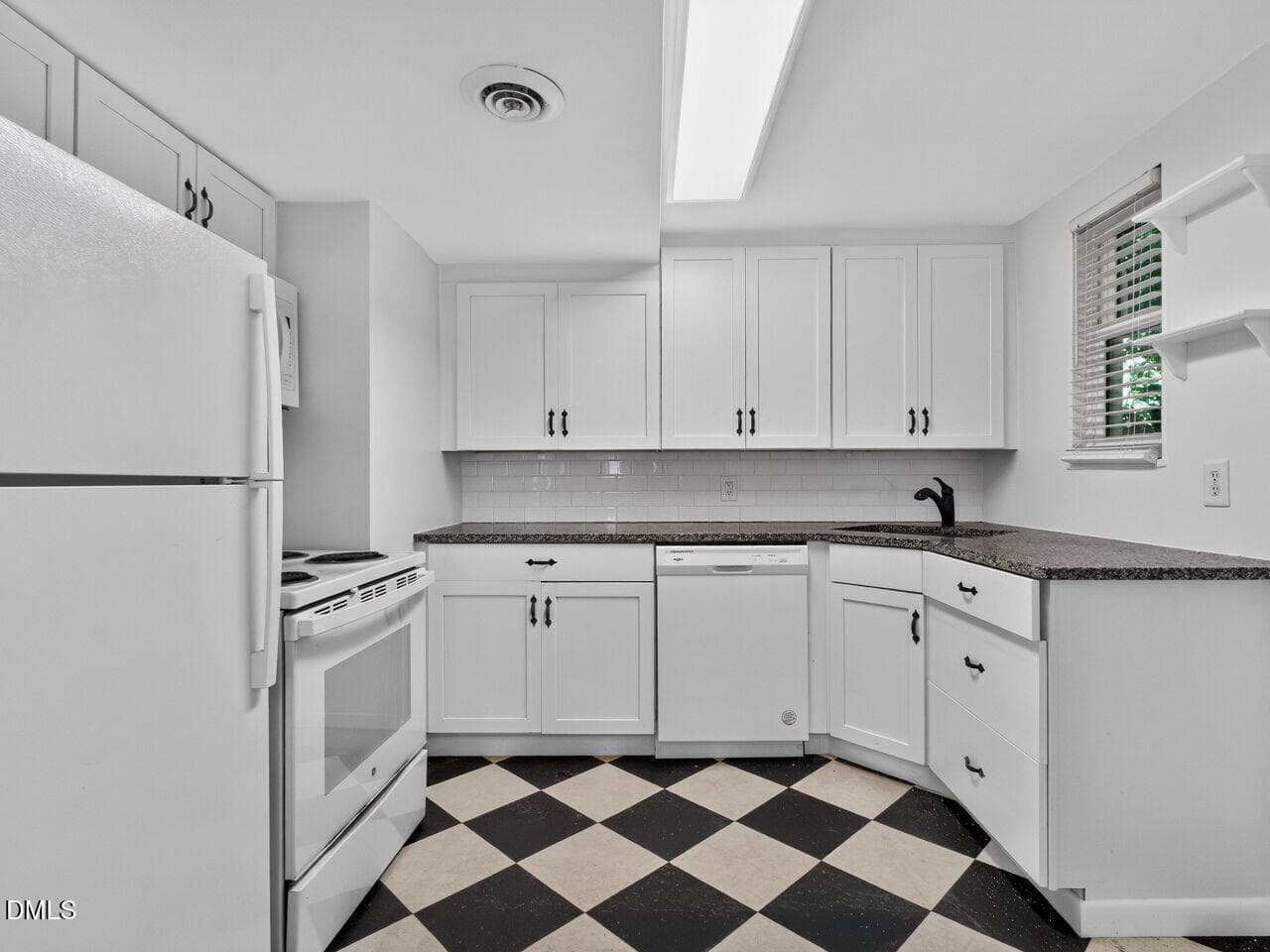 009-1280x960-kitchen - 1019 St Marys Street, Raleigh, NC 27605, Raleigh