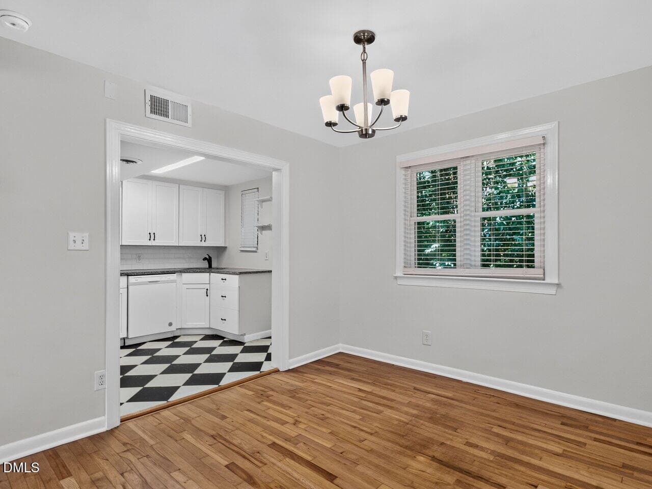007-1280x960-dining-room - 1019 St Marys Street, Raleigh, NC 27605, Raleigh