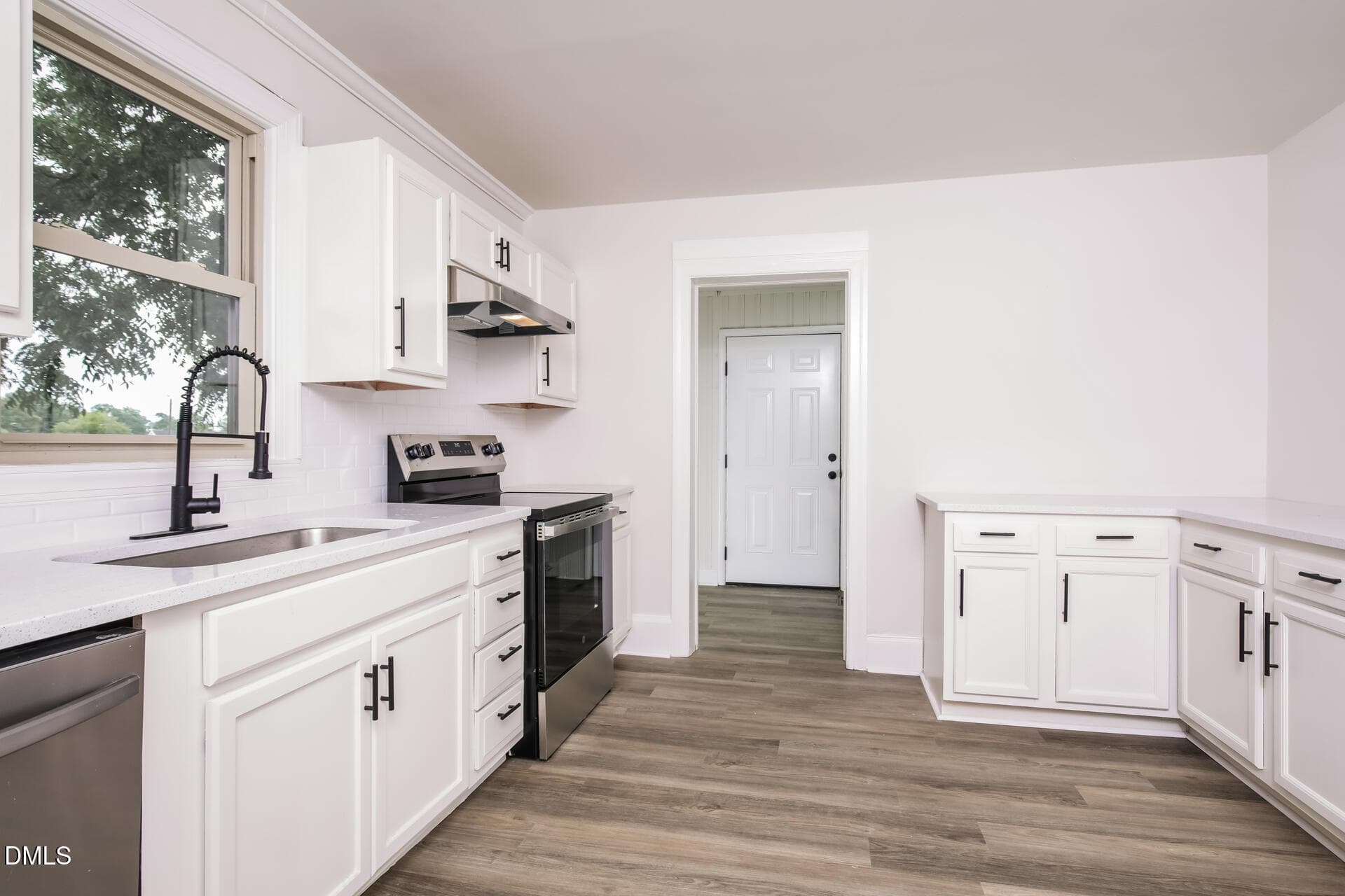 listing_8 - 306 Fayetteville Street, Newton Grove, NC 28366