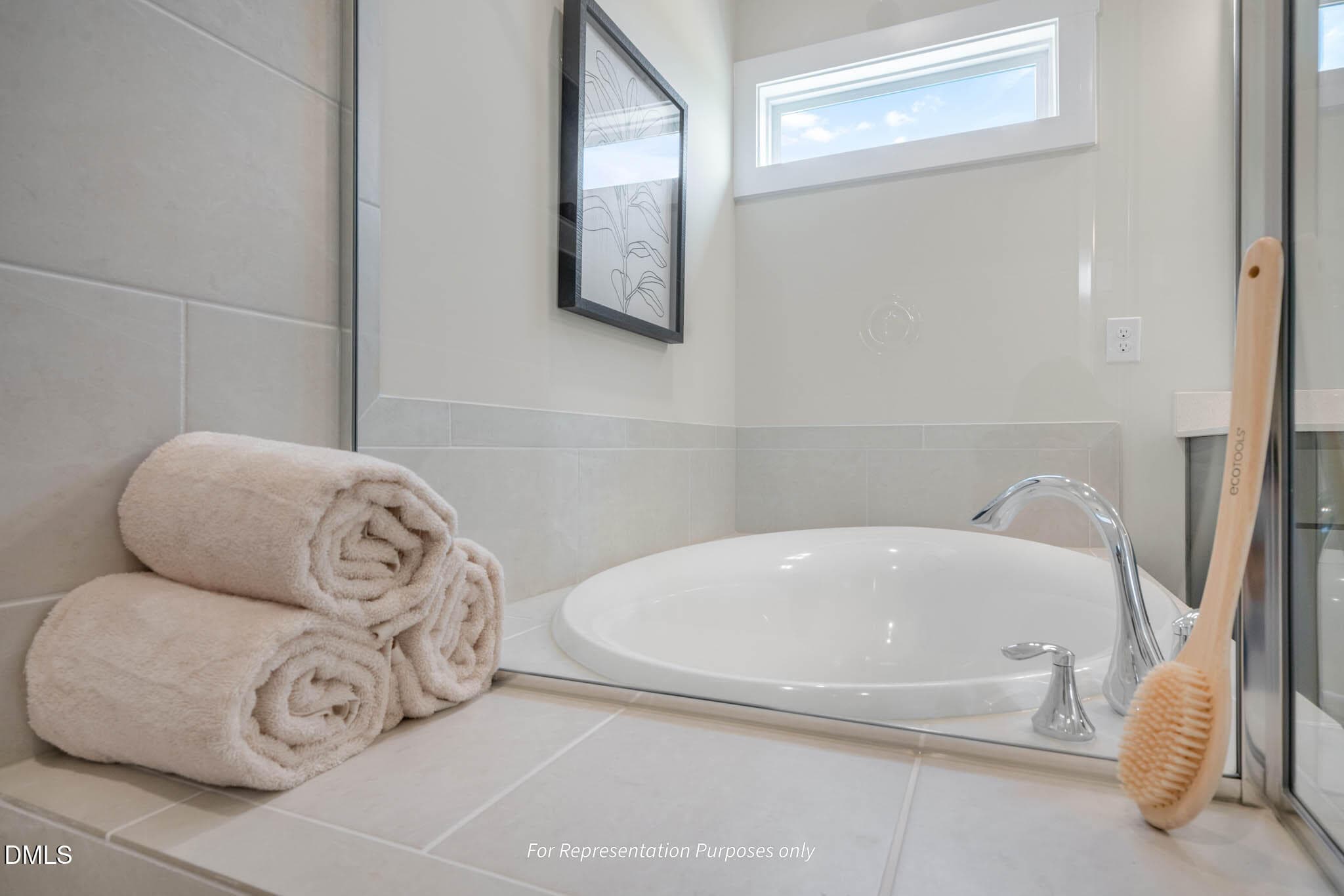 Primary En Suite - 88 Knotts Loop, Lillington, NC 27546