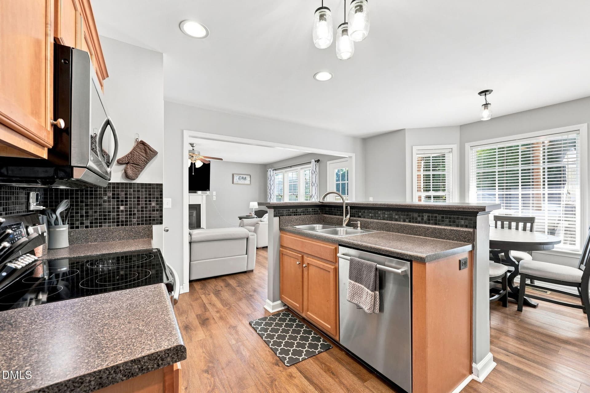 37-web-or-mls-IMG_9292 - 637 Dickinson Road, Smithfield, NC 27577