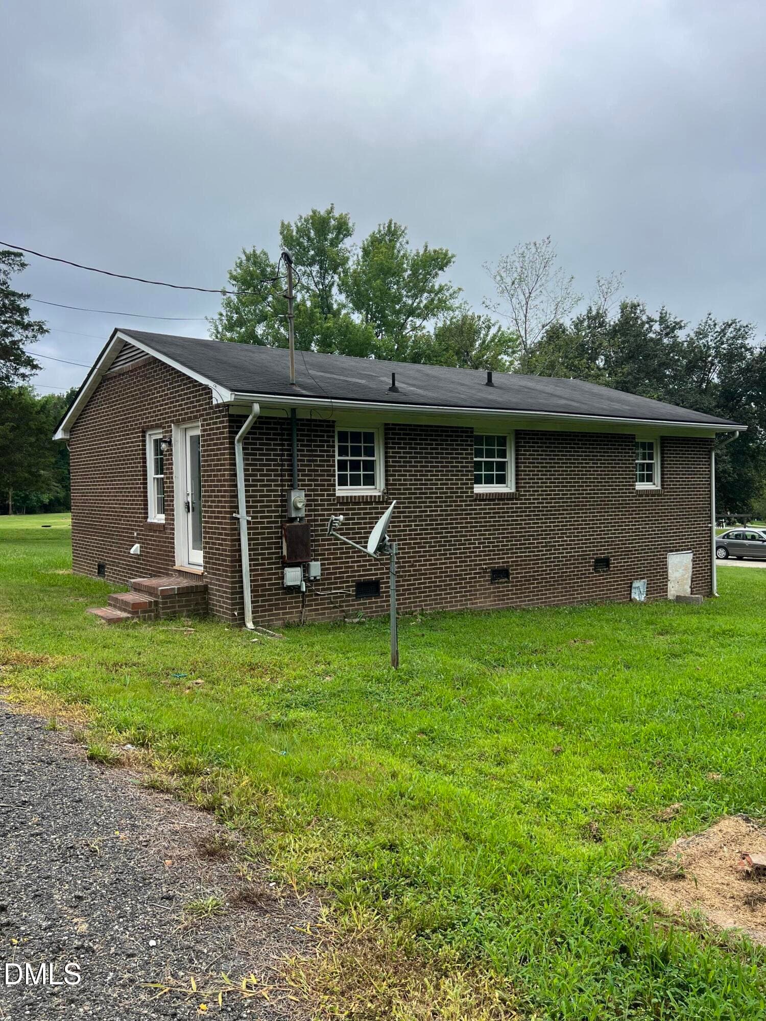 IMG_3375 - 594 Robert Norris Road, Roxboro, NC 27574
