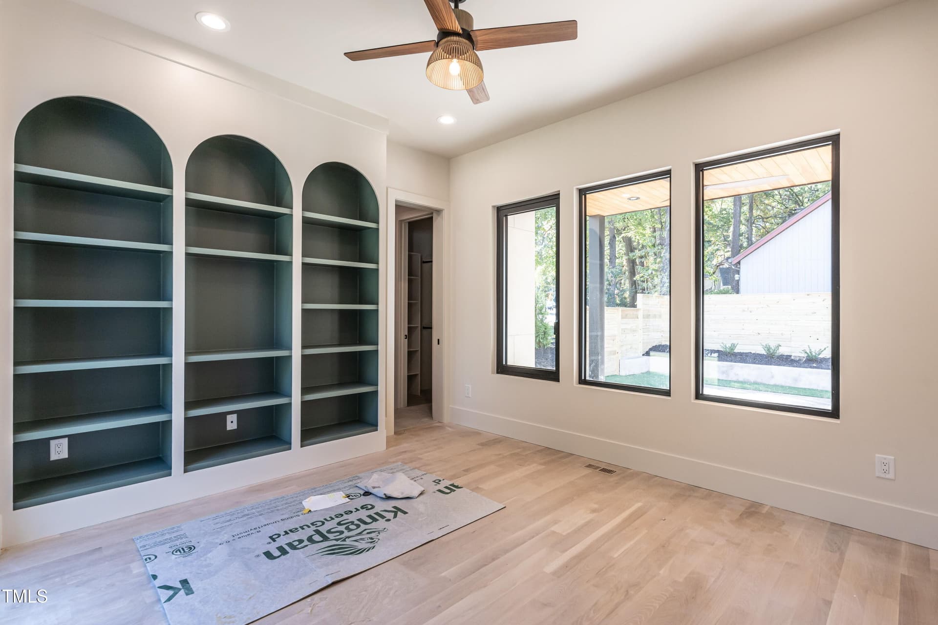 virtual-tour-142122-photo-17298719044008 - 425 Warren Avenue, Cary, NC 27511