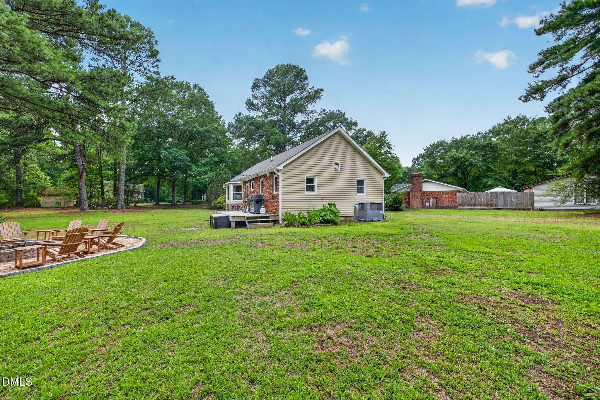 5-web-or-mls-IMG_1243 - 2820 Willow Court, Raleigh, NC 27610, Raleigh