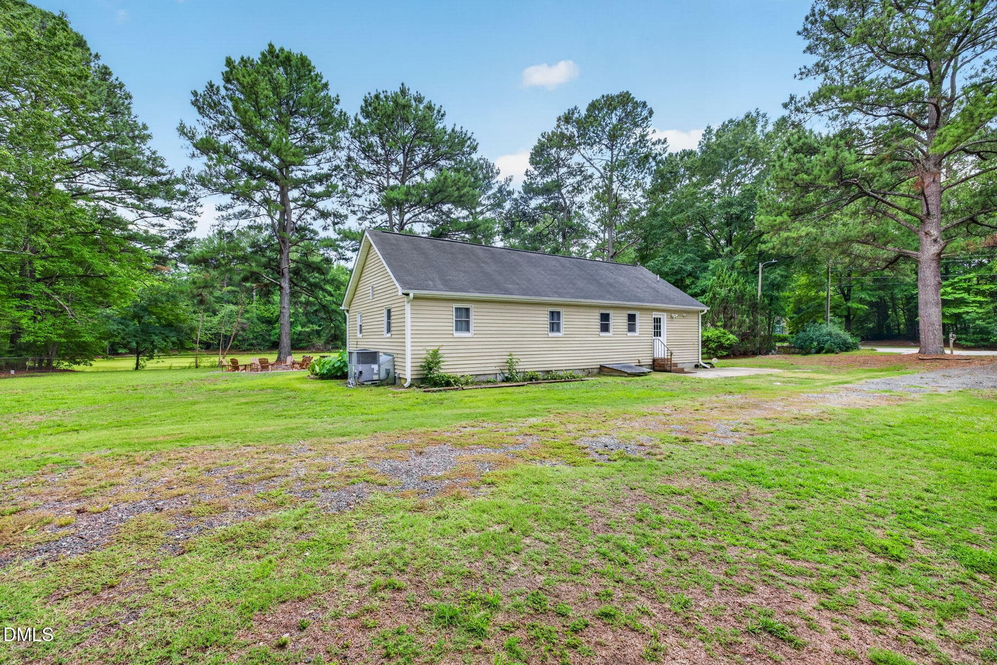 52-web-or-mls-IMG_1240 - 2820 Willow Court, Raleigh, NC 27610, Raleigh