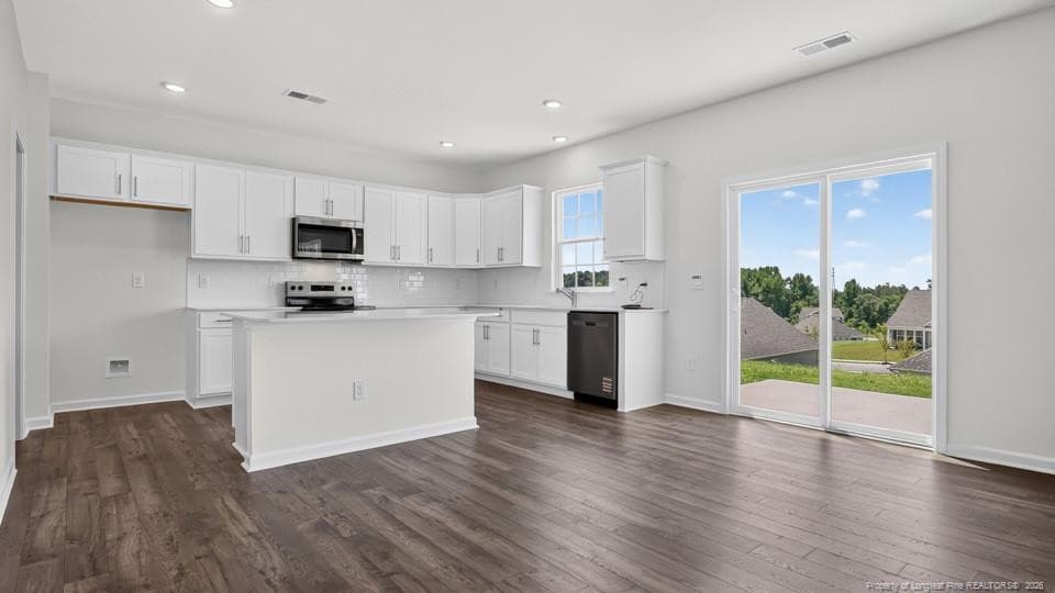 Photo 13 - 706 Lazy Elm Lane, Aberdeen, NC 28315