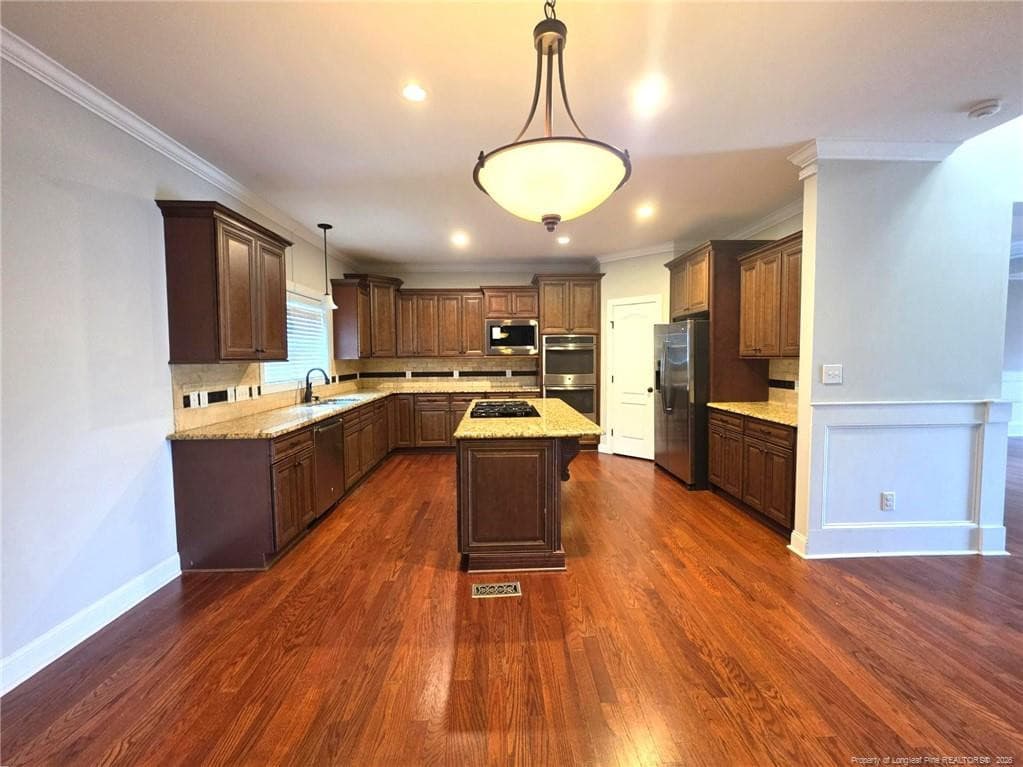 Photo 11 - 1465 Vergeland Drive, Hope Mills, NC 28348