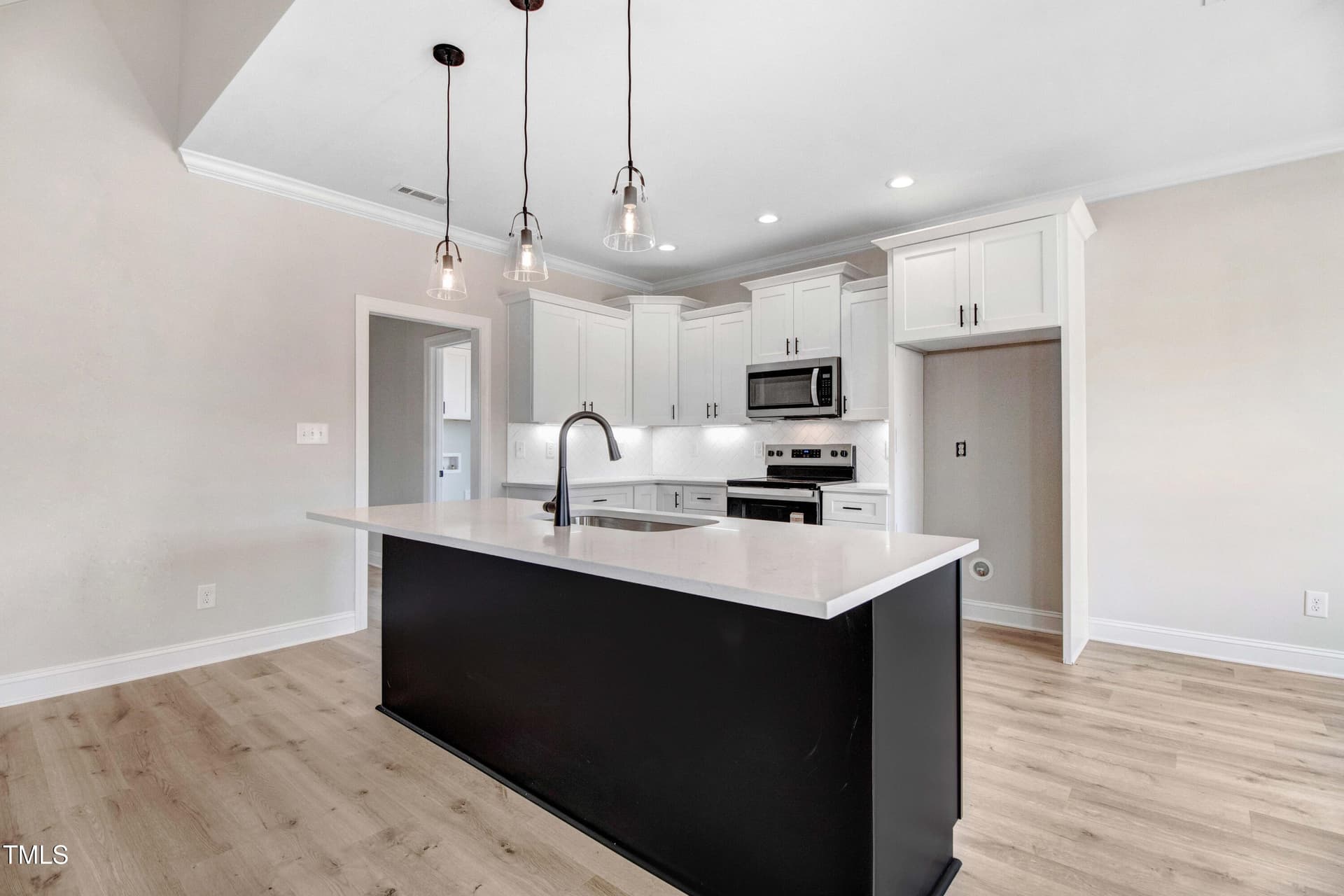 19-186 Gumtop Dr-19 - 221 Cherrybirch Lane, Zebulon, NC 27597