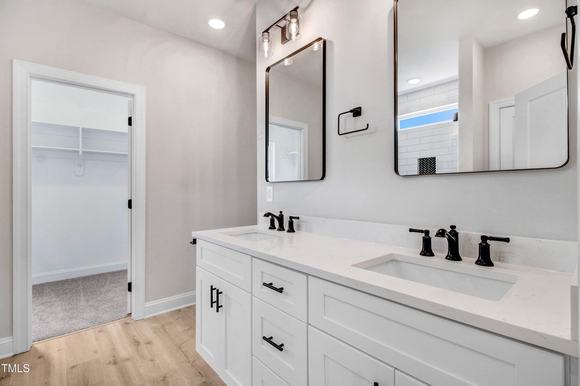 29-186 Gumtop Dr-29 - 221 Cherrybirch Lane, Zebulon, NC 27597