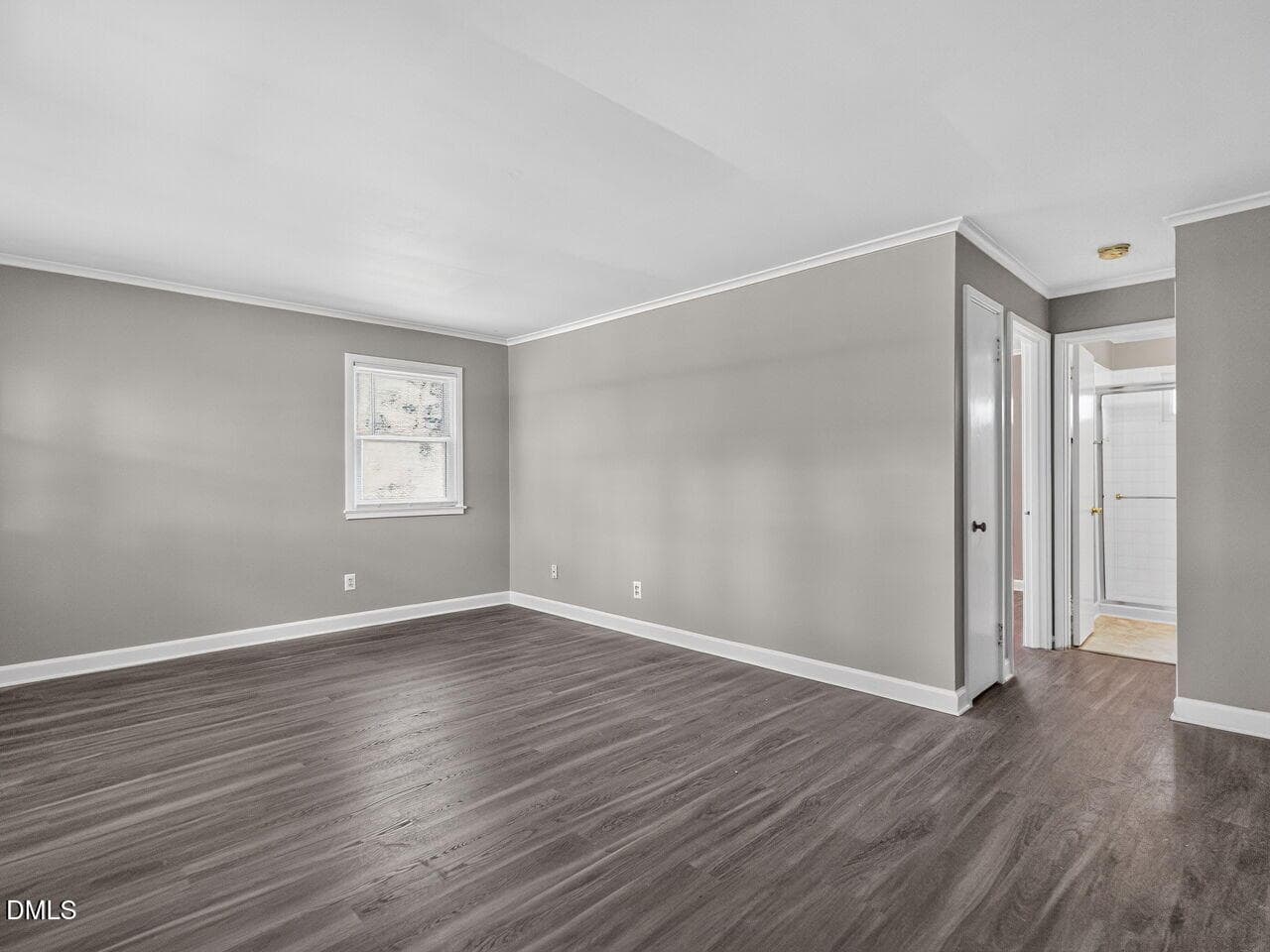 006-1280x960-living-room - 813 Daniels C, Raleigh, NC 27605, Raleigh